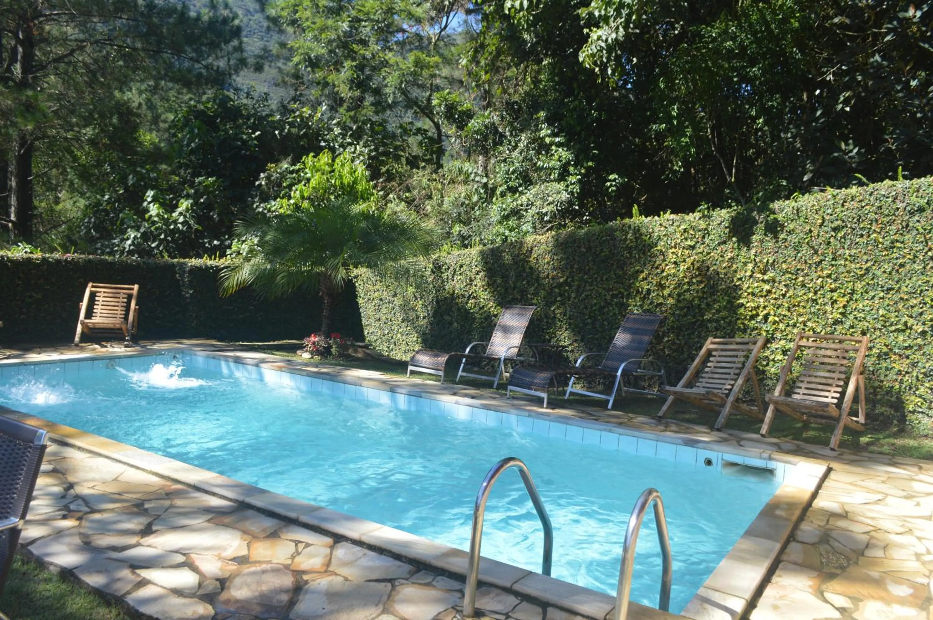 Pool view in Pousada Refúgio das Aves