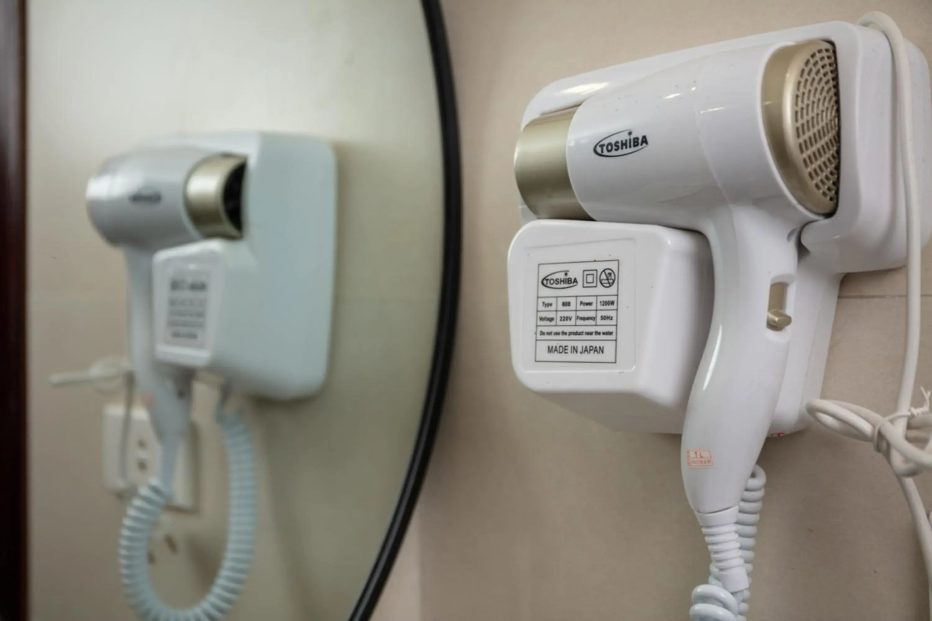 dryer in Madelise Adora Hotel & Travel dryer in Madelise Adora Hotel & Travel