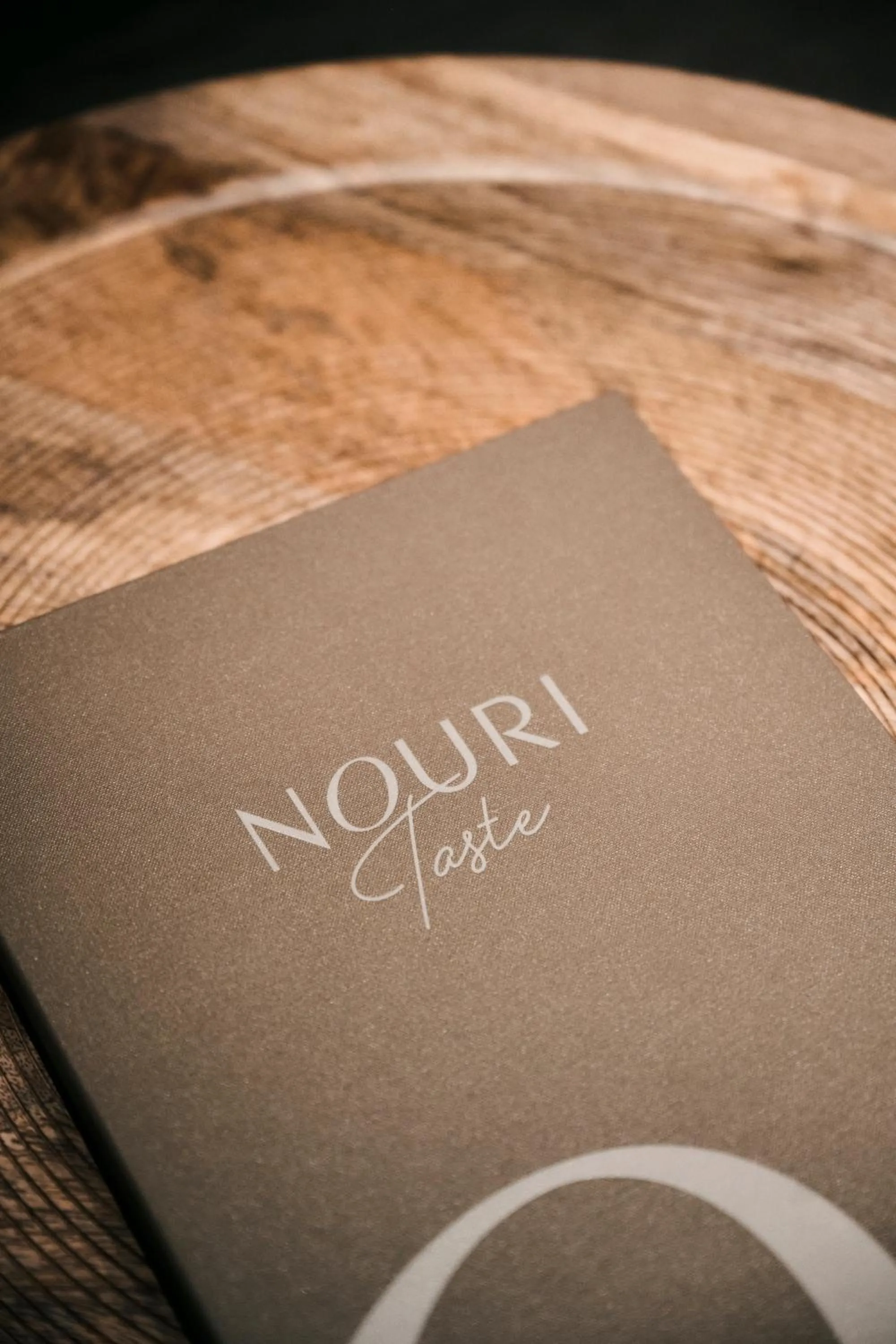 Restaurant/places to eat in Nouri