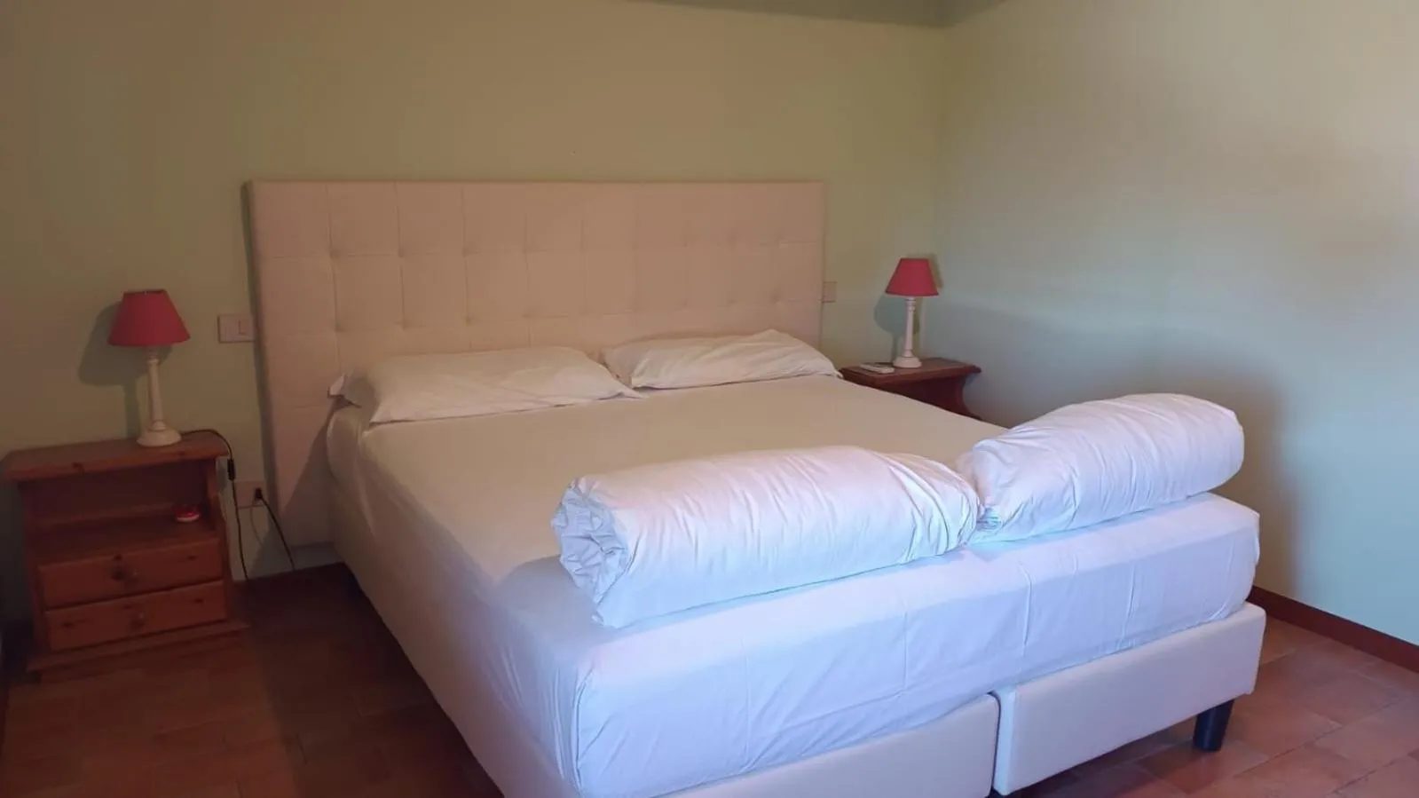 Bedroom, Bed in Agriturismo Isola Augusta