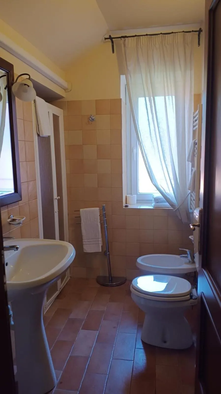Bathroom in Agriturismo Isola Augusta