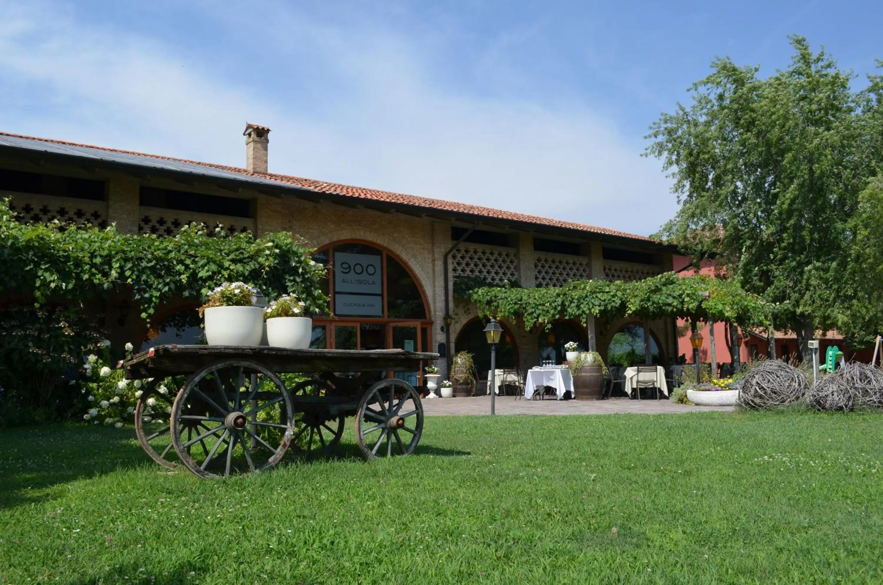 Restaurant/places to eat in Agriturismo Isola Augusta