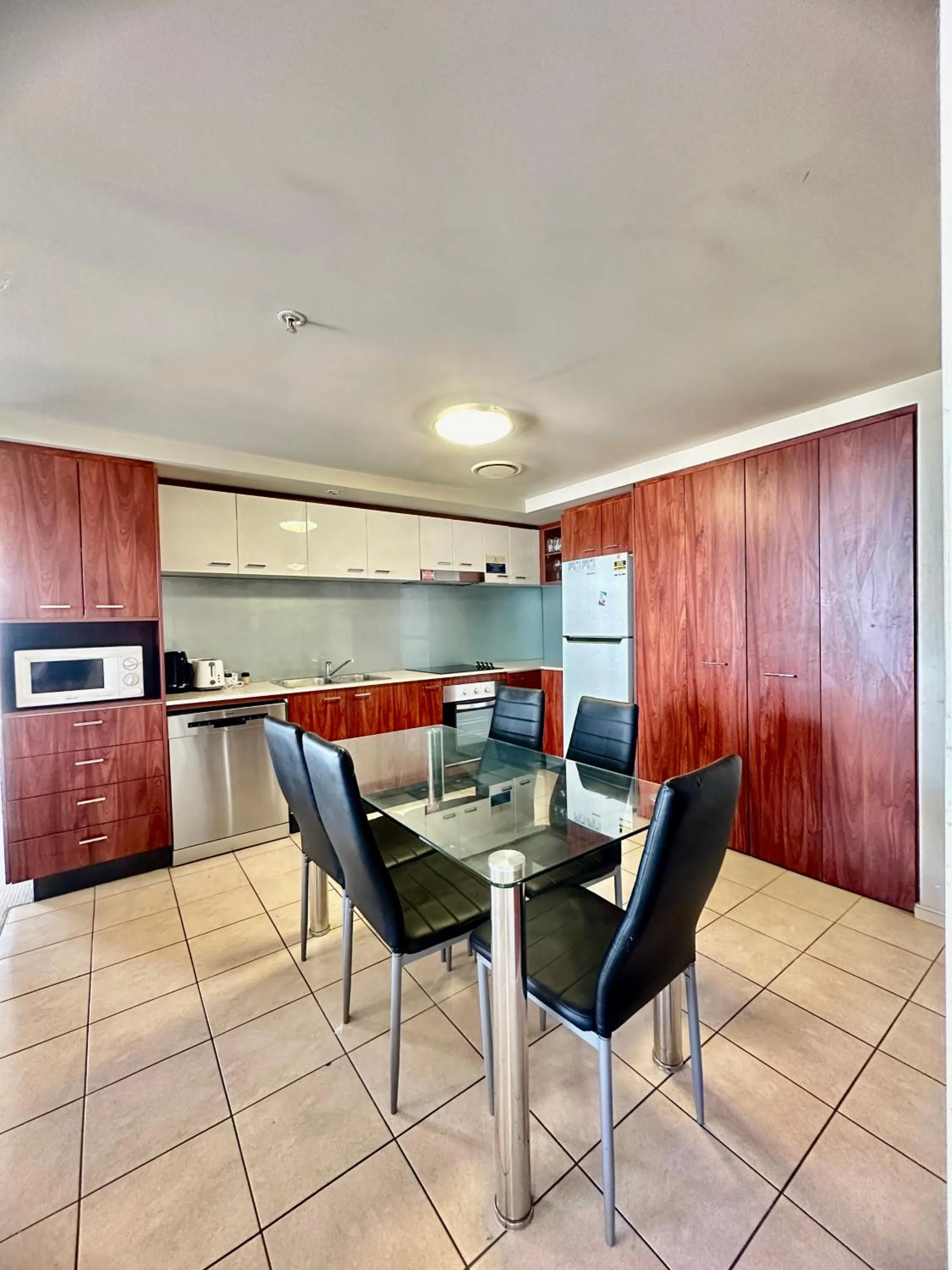 Chevron Renaissance - Resort Style Living by Gold Coast Premium