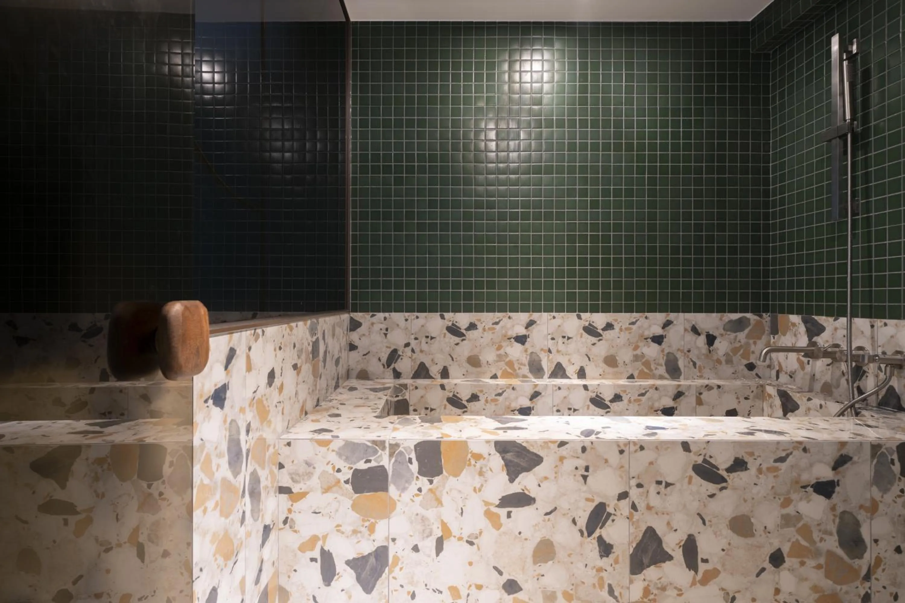 Bathroom in Incheon Juan Glam