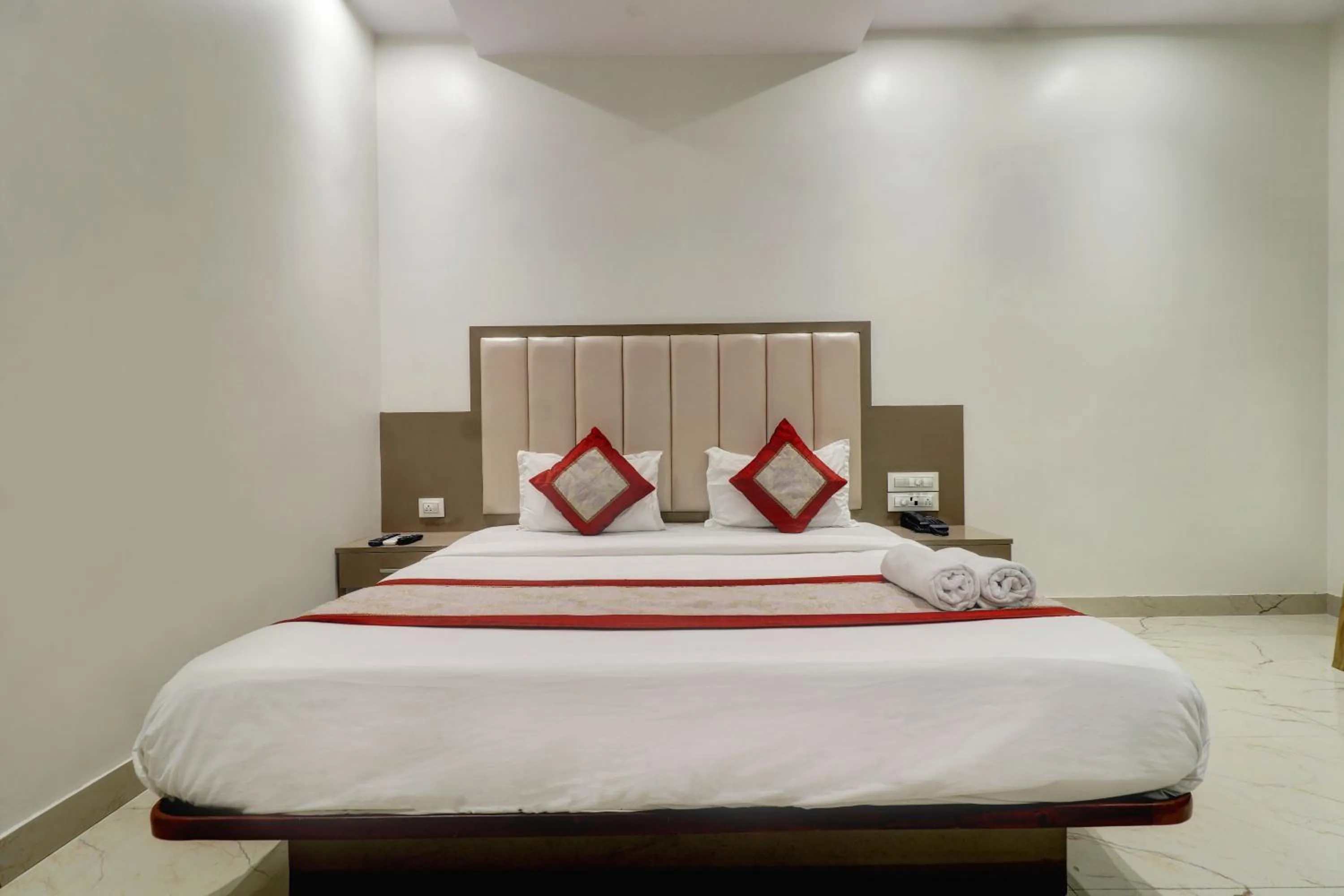 Bedroom, Bed in Hotel A K Fort Inn