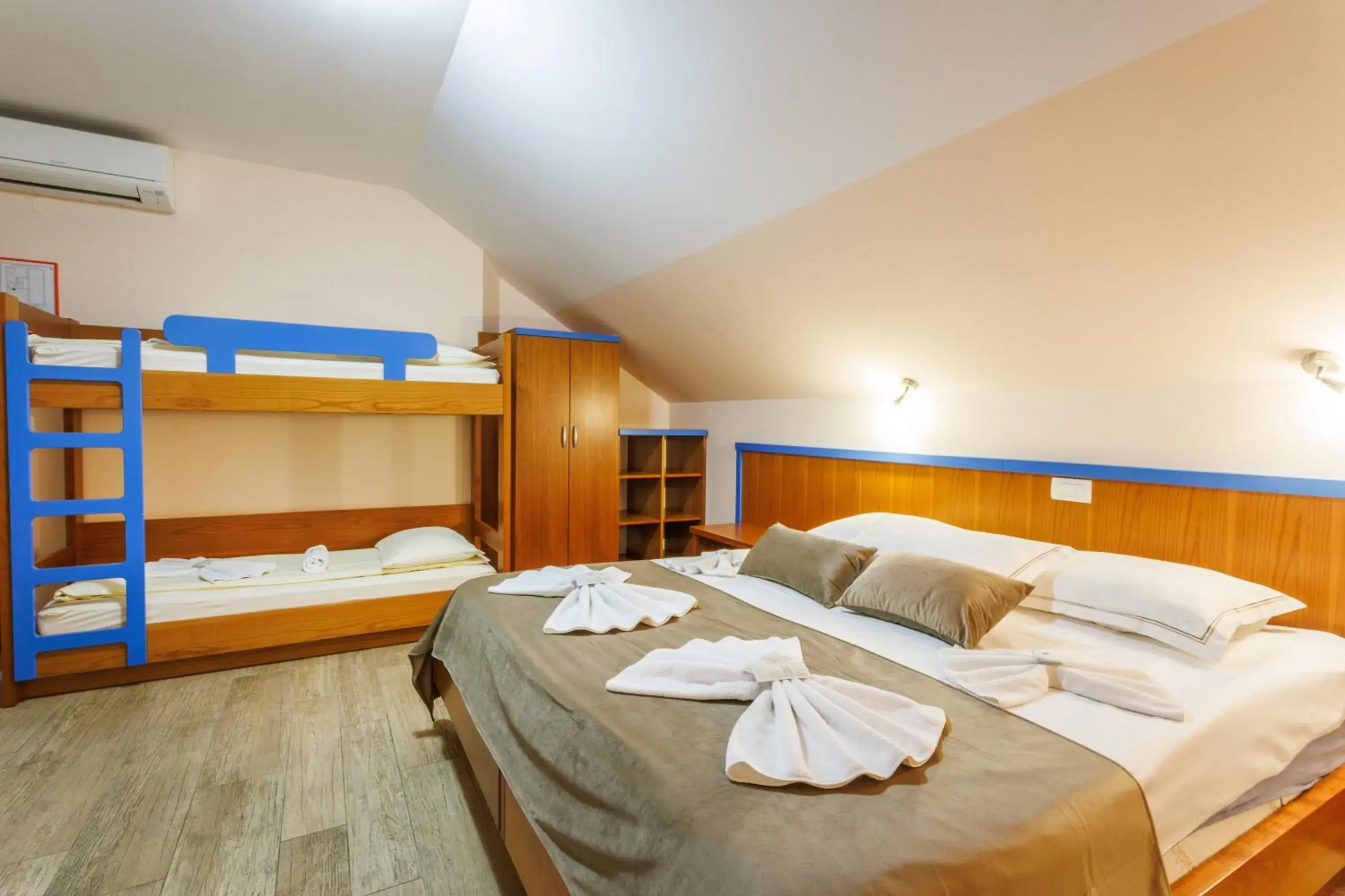 Family Room in Hotel Vegov Hram Family Room in Hotel Vegov Hram