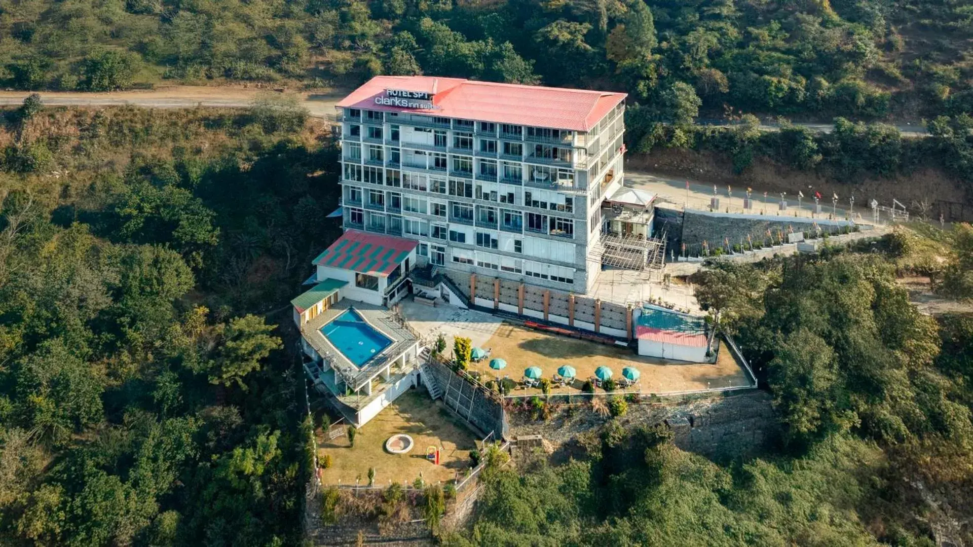 Property building in SPT Clarks Inn Suite, Mandi Property building in SPT Clarks Inn Suite, Mandi