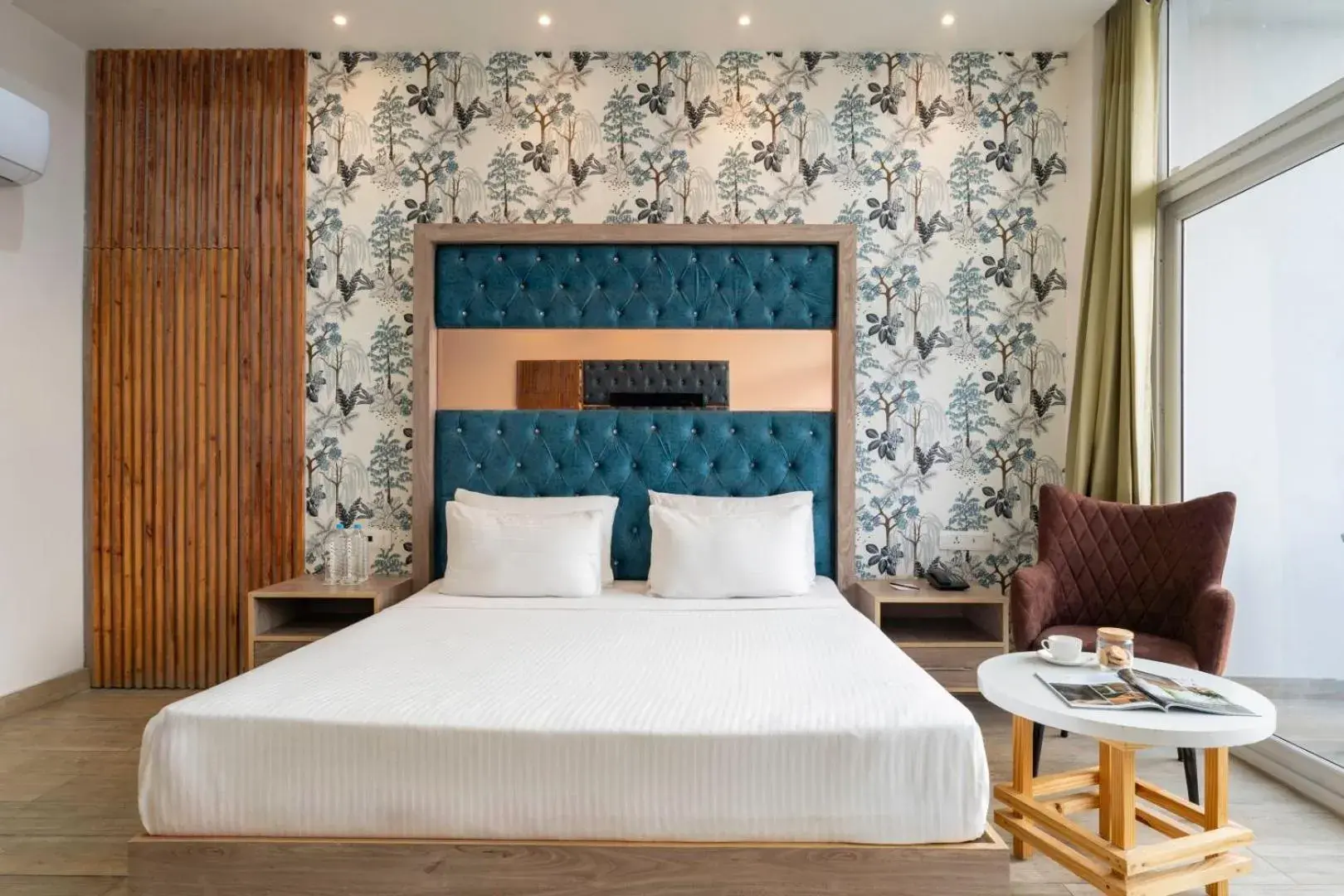 Bedroom, Bed in SPT Clarks Inn Suite, Mandi Bedroom, Bed in SPT Clarks Inn Suite, Mandi