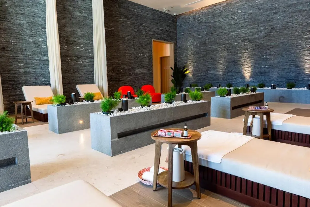 Spa and wellness centre/facilities, Bed in Wyndham Grand Barbados Sam Lords Castle All Inclusive Resort Spa and wellness centre/facilities, Bed in Wyndham Grand Barbados Sam Lords Castle All Inclusive Resort