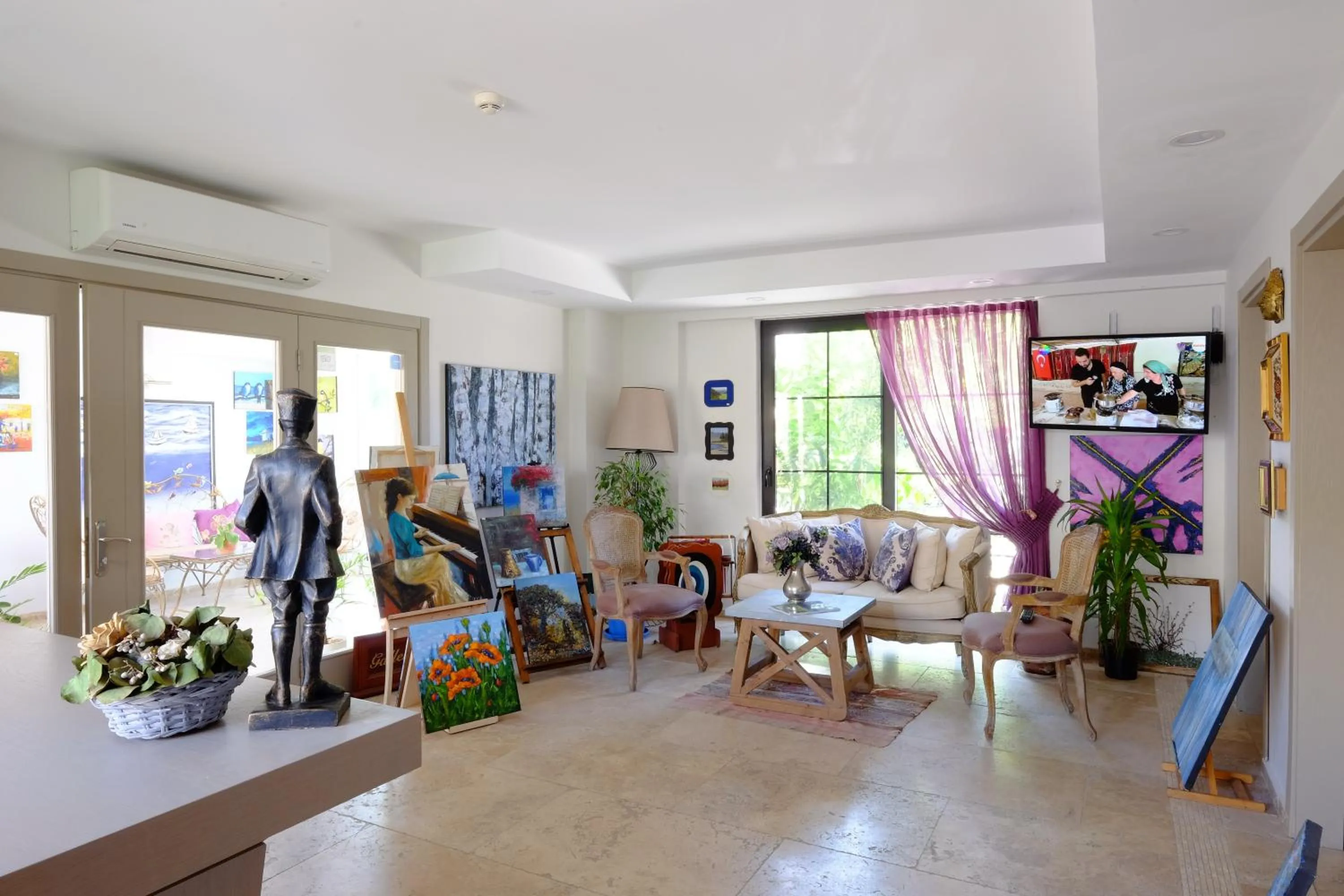 Day in Villa Rustica Hotel