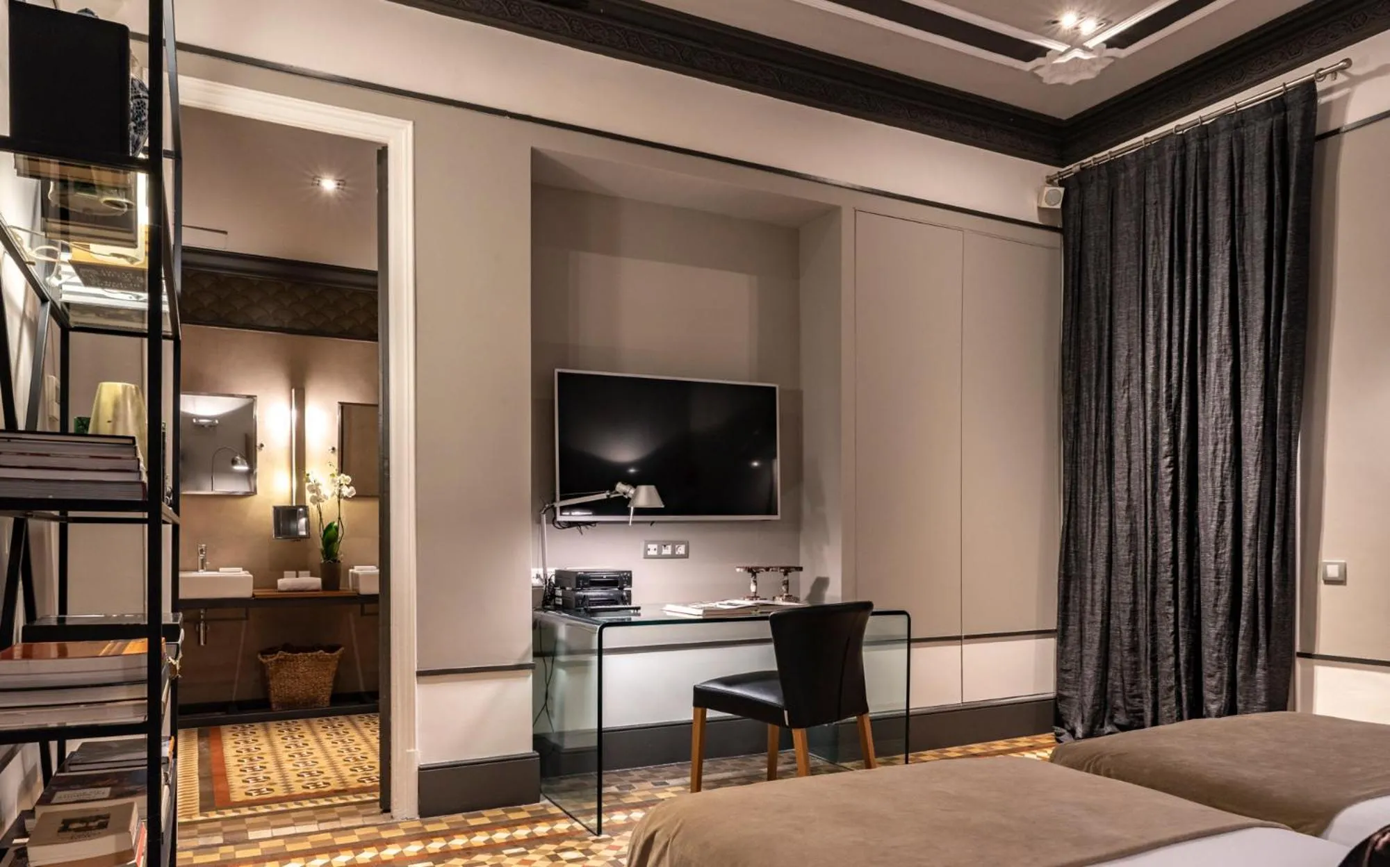 TV and multimedia, Bed in SuiteaBCN