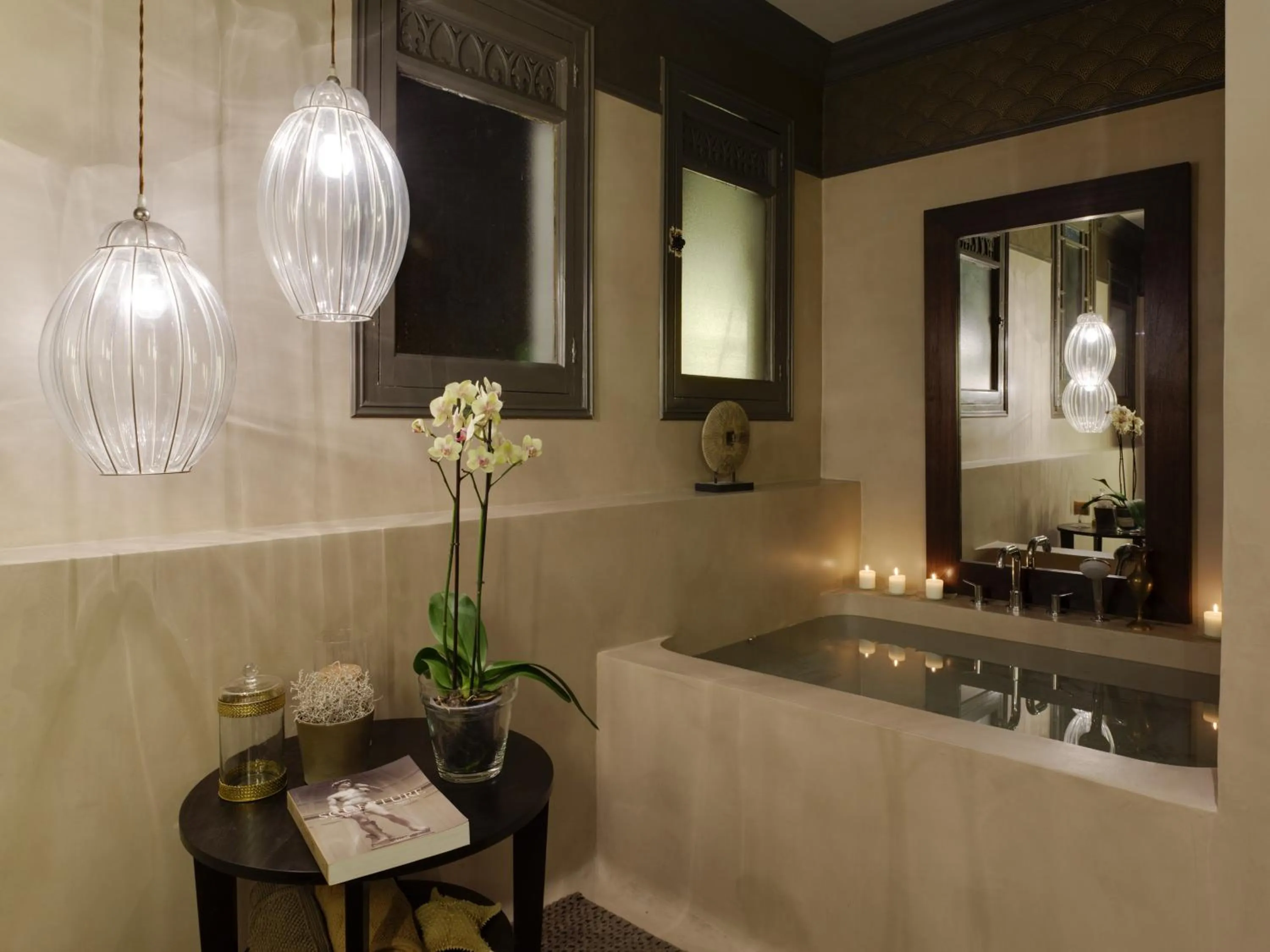 Bathroom in SuiteaBCN