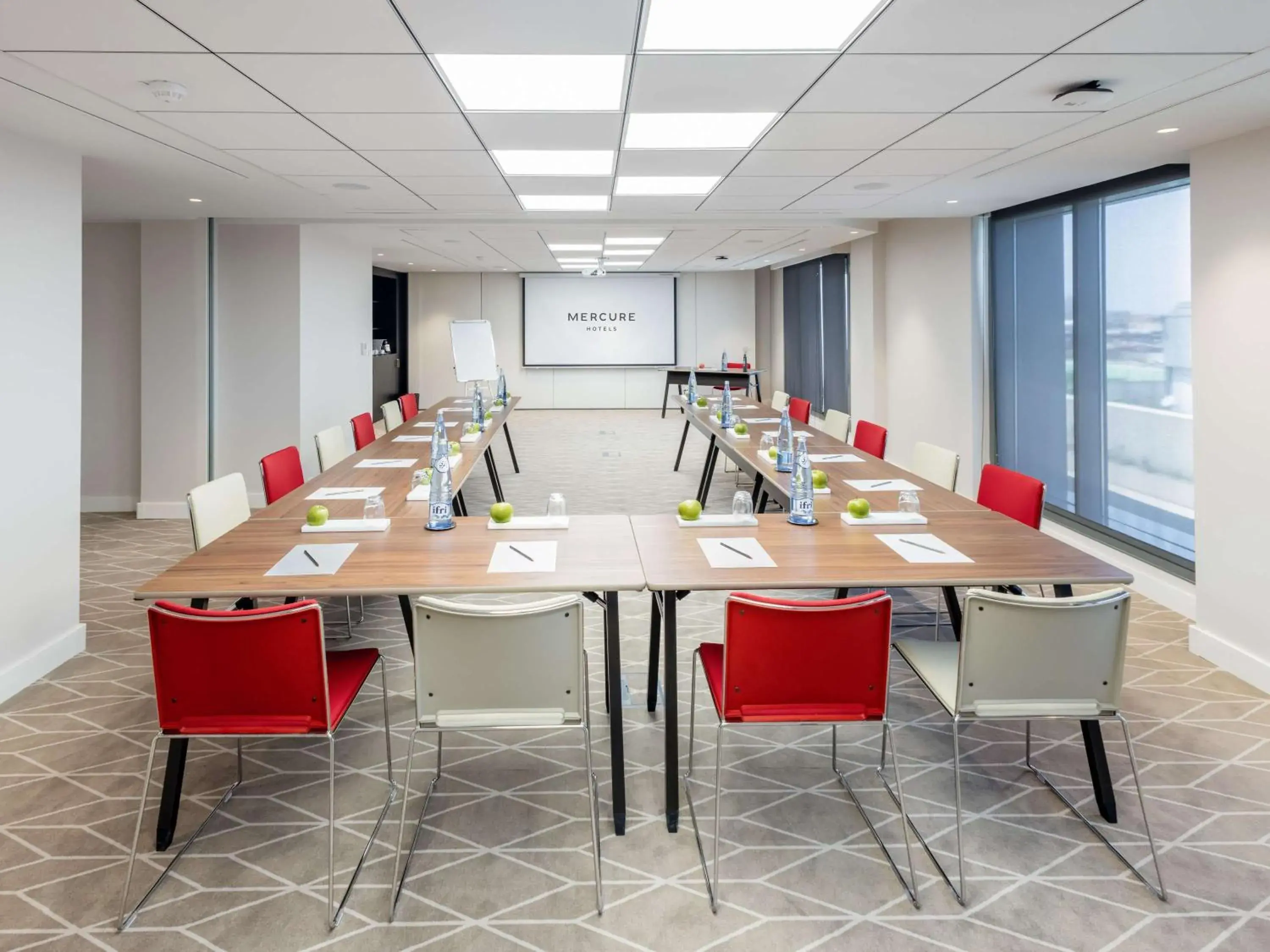 Property building in Mercure Alger Palais Des Congres Property building in Mercure Alger Palais Des Congres