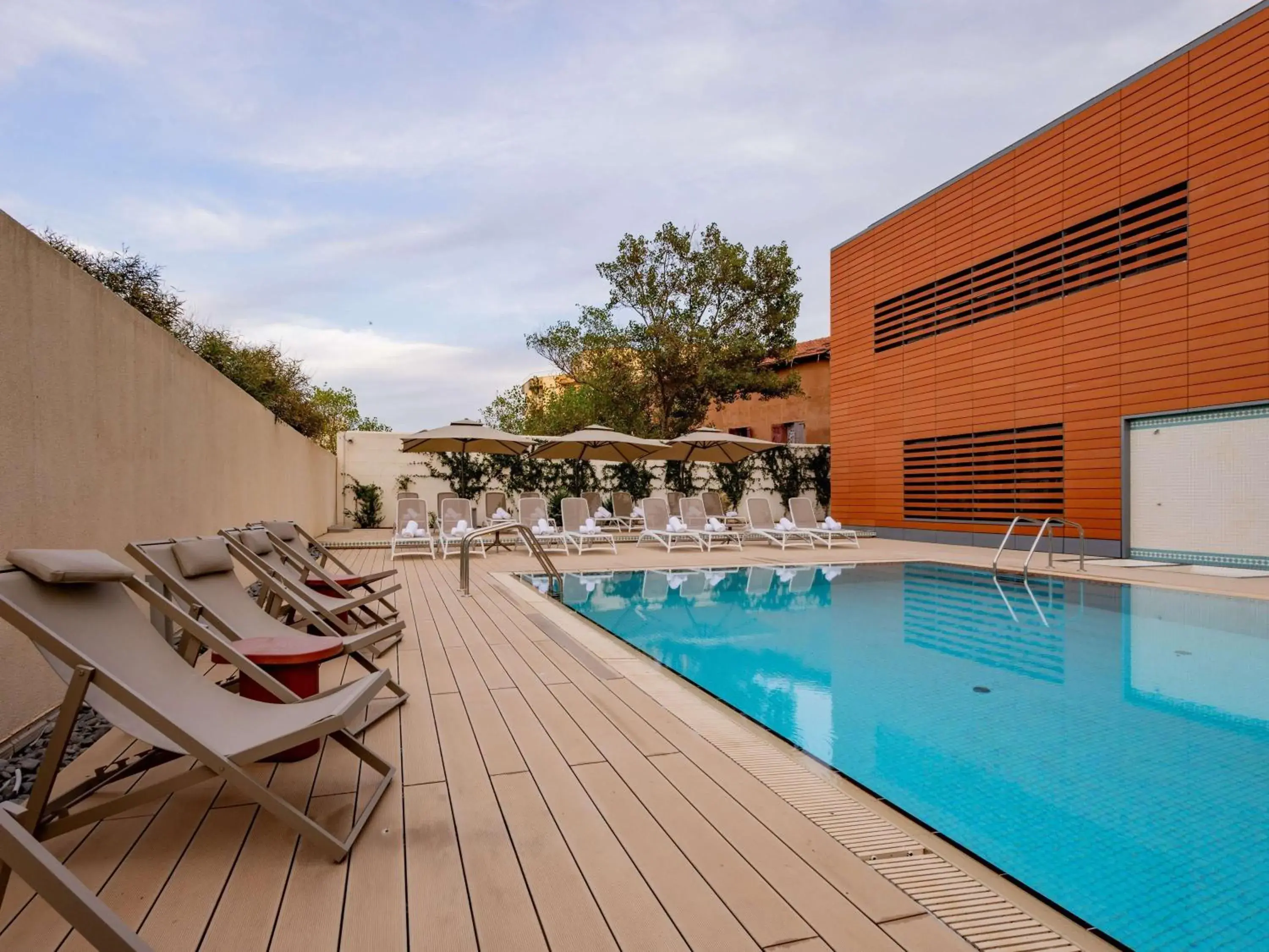 Pool view in Mercure Alger Palais Des Congres Pool view in Mercure Alger Palais Des Congres