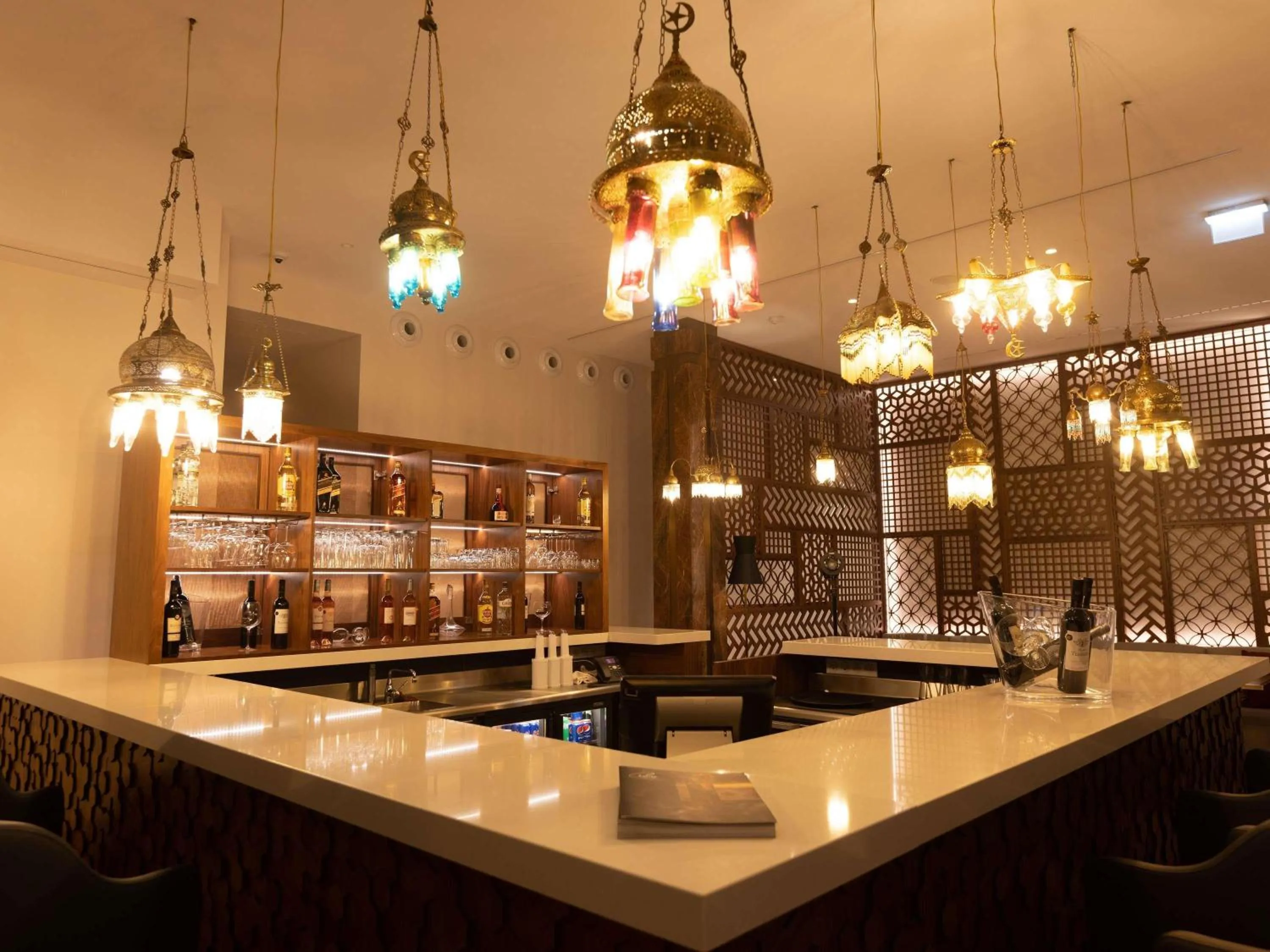 Lounge or bar in Mercure Alger Palais Des Congres