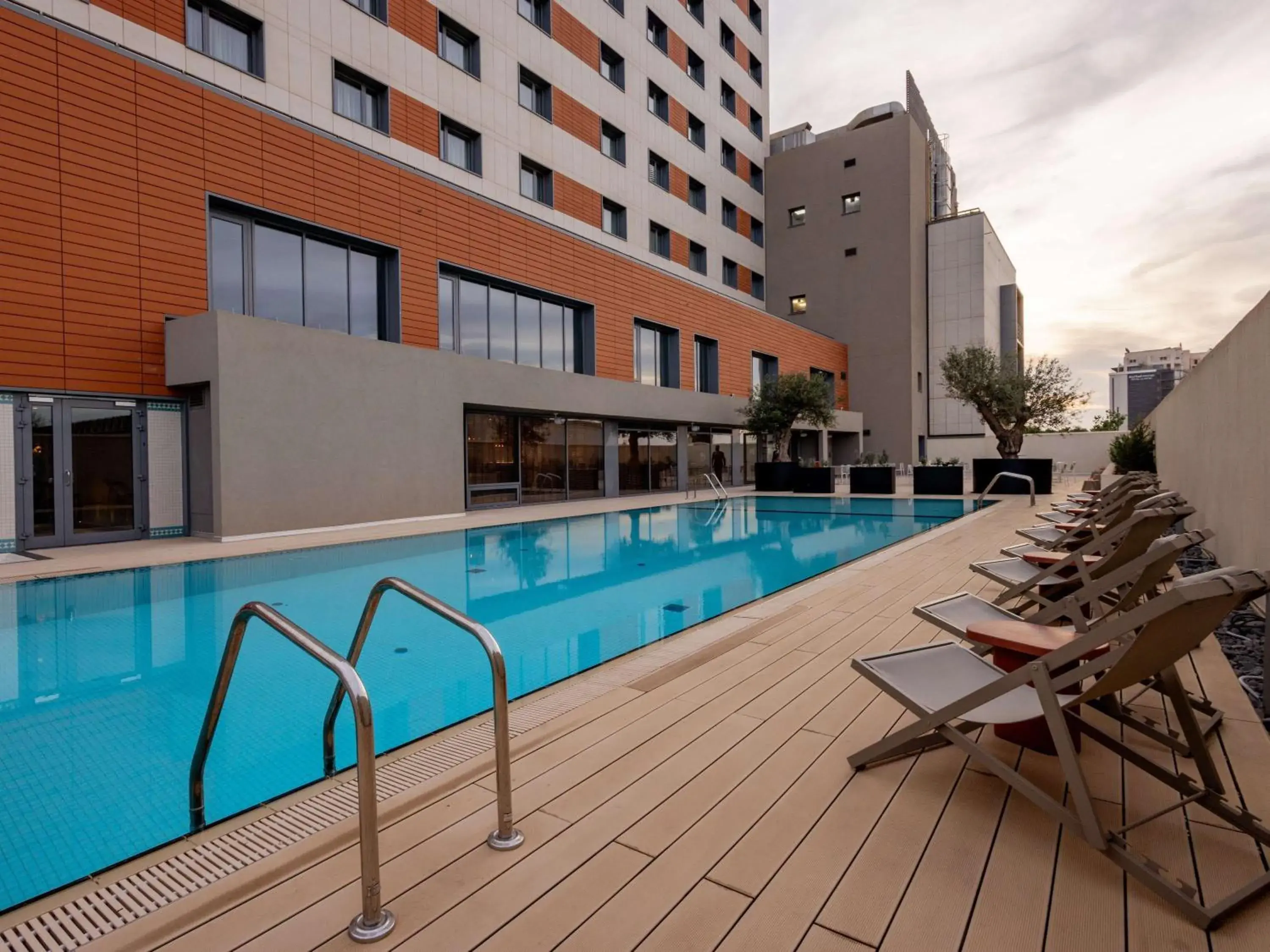 Pool view in Mercure Alger Palais Des Congres Pool view in Mercure Alger Palais Des Congres