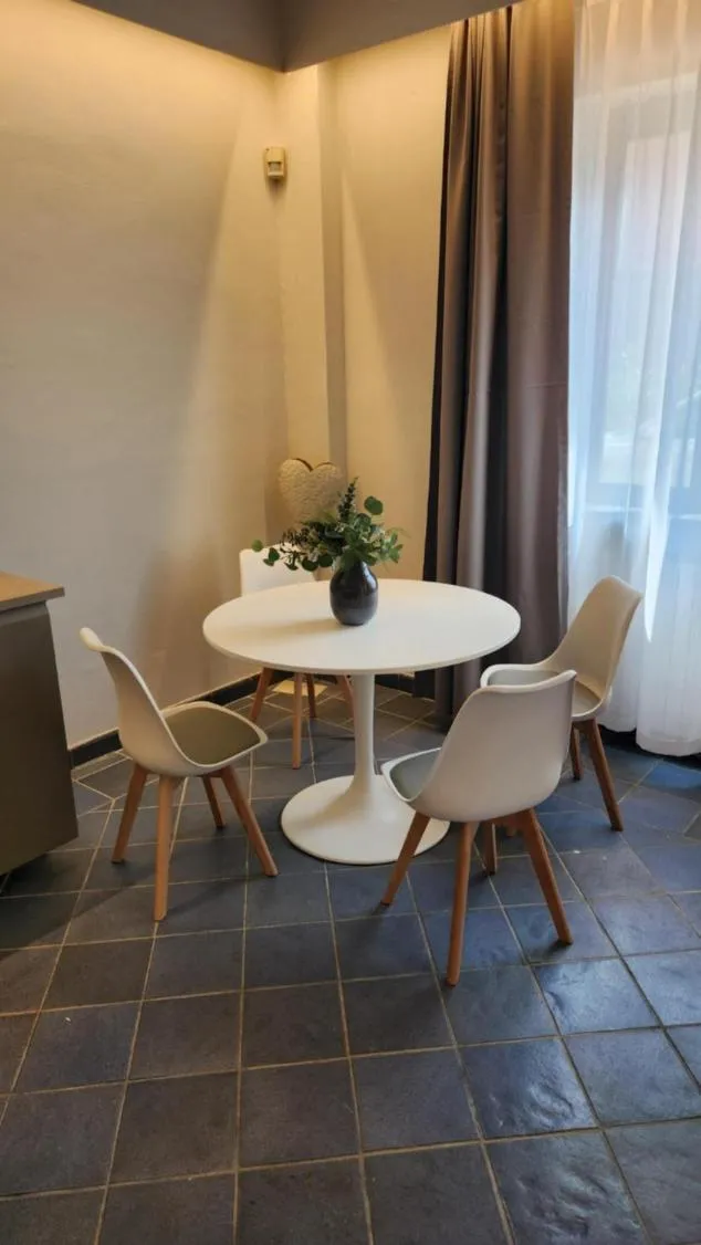 Dining area in Gaia Suites - A due passi dal centro - Parcheggio privato