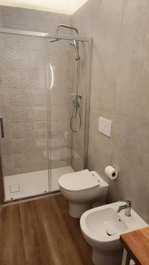 Bathroom in Gaia Suites - A due passi dal centro - Parcheggio privato