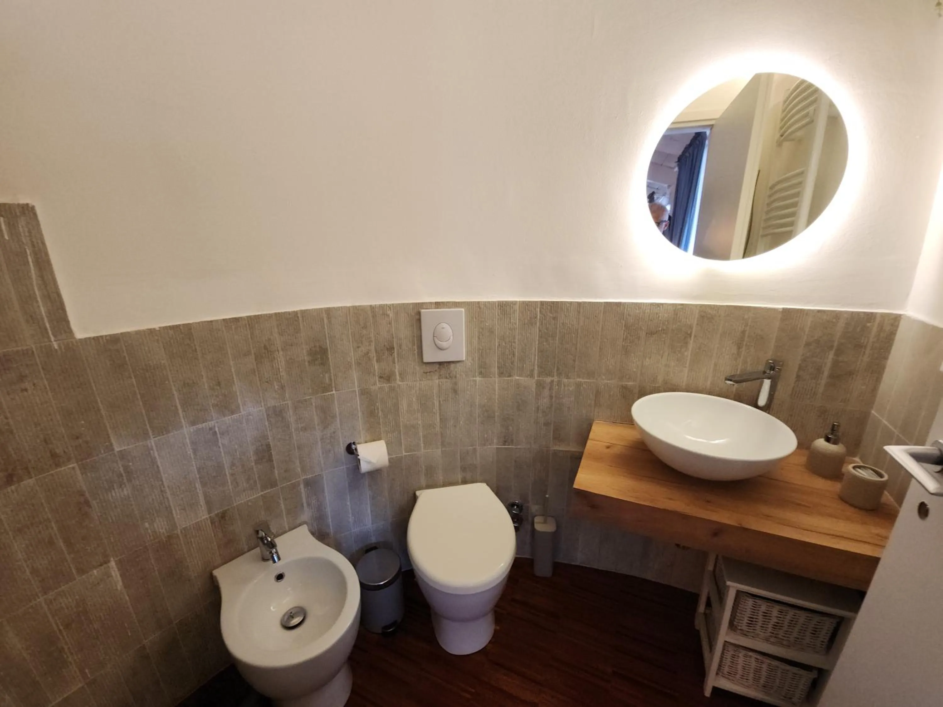 Toilet in Gaia Suites - A due passi dal centro - Parcheggio privato