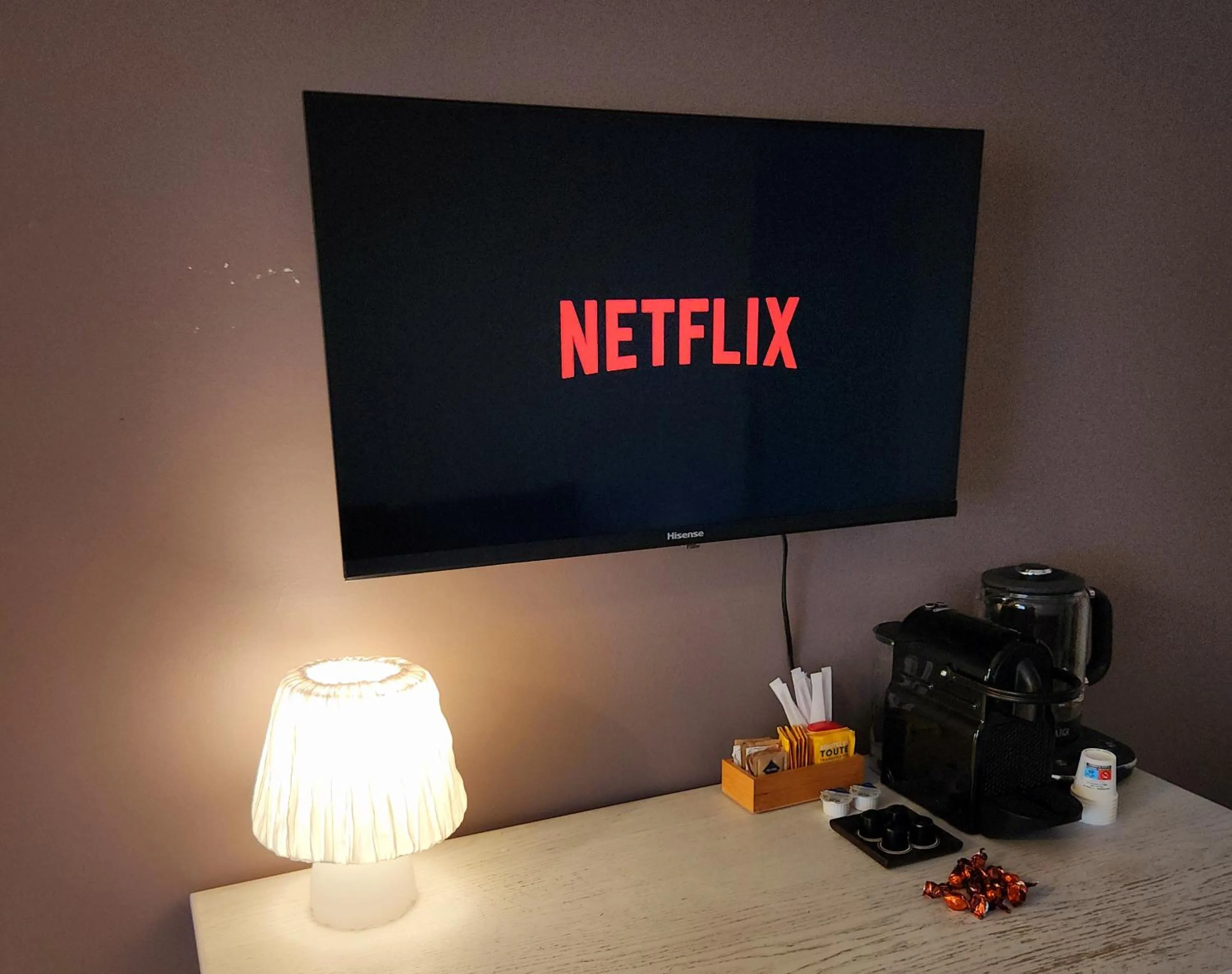 TV and multimedia in Gaia Suites - A due passi dal centro - Parcheggio privato