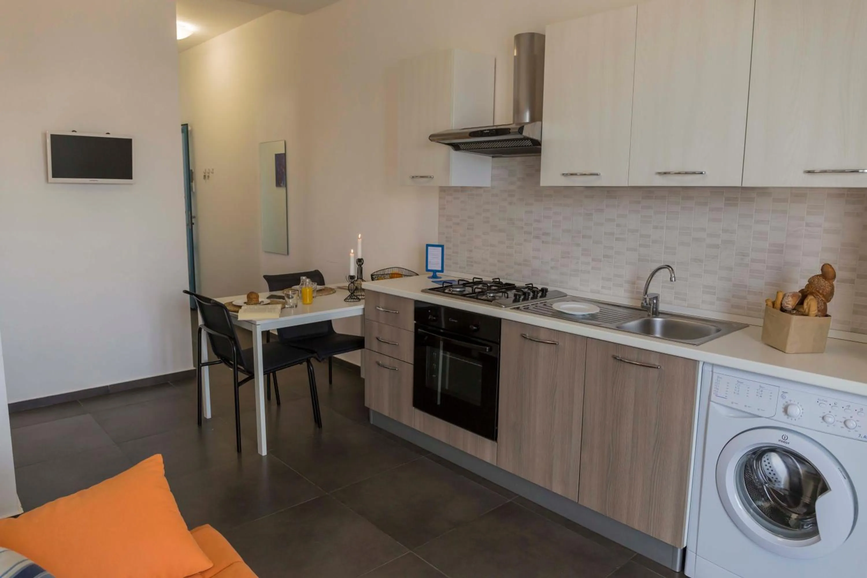 Kitchen or kitchenette in MareinSicilia Dammusa Residence