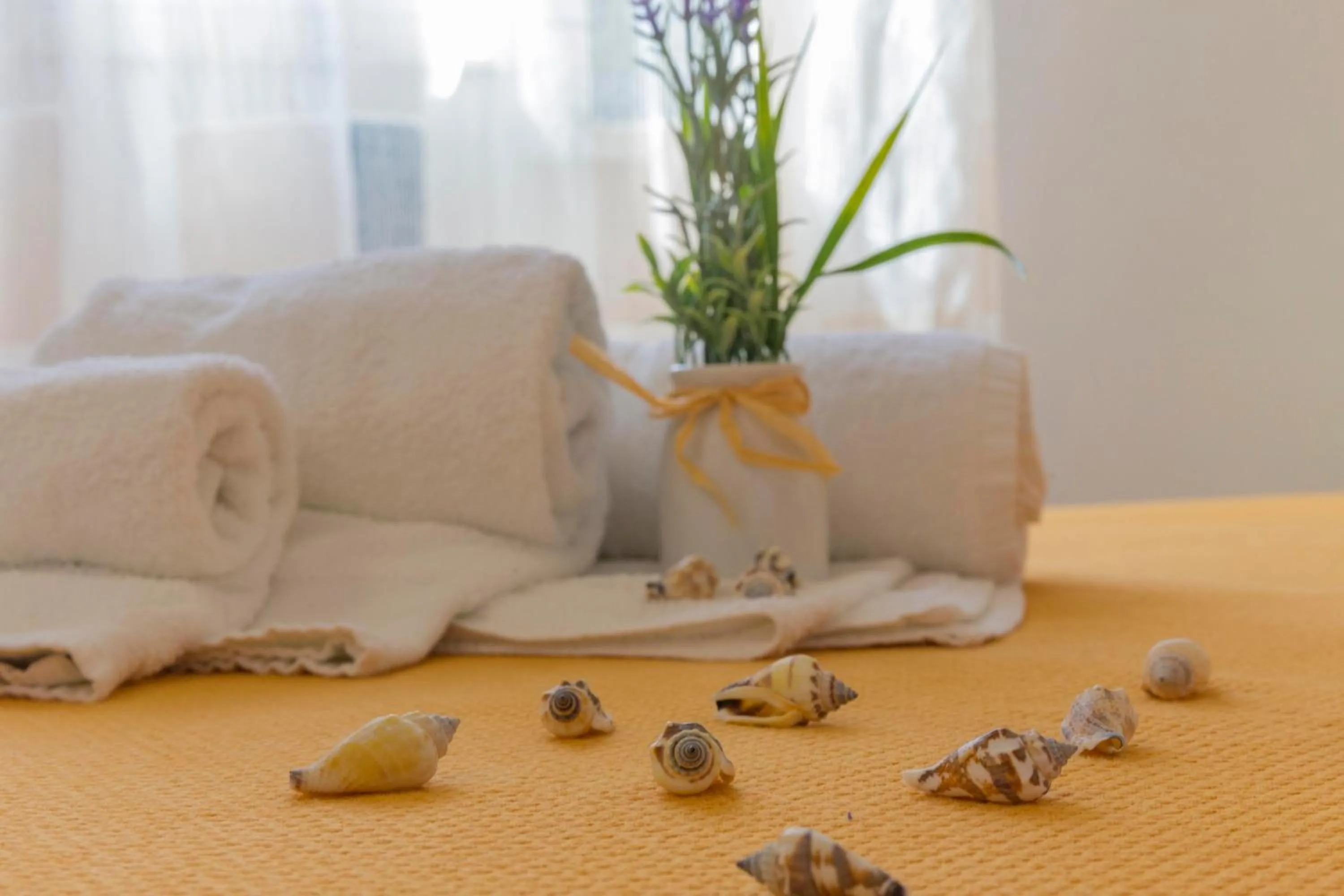 Decorative detail, Bed in MareinSicilia Dammusa Residence