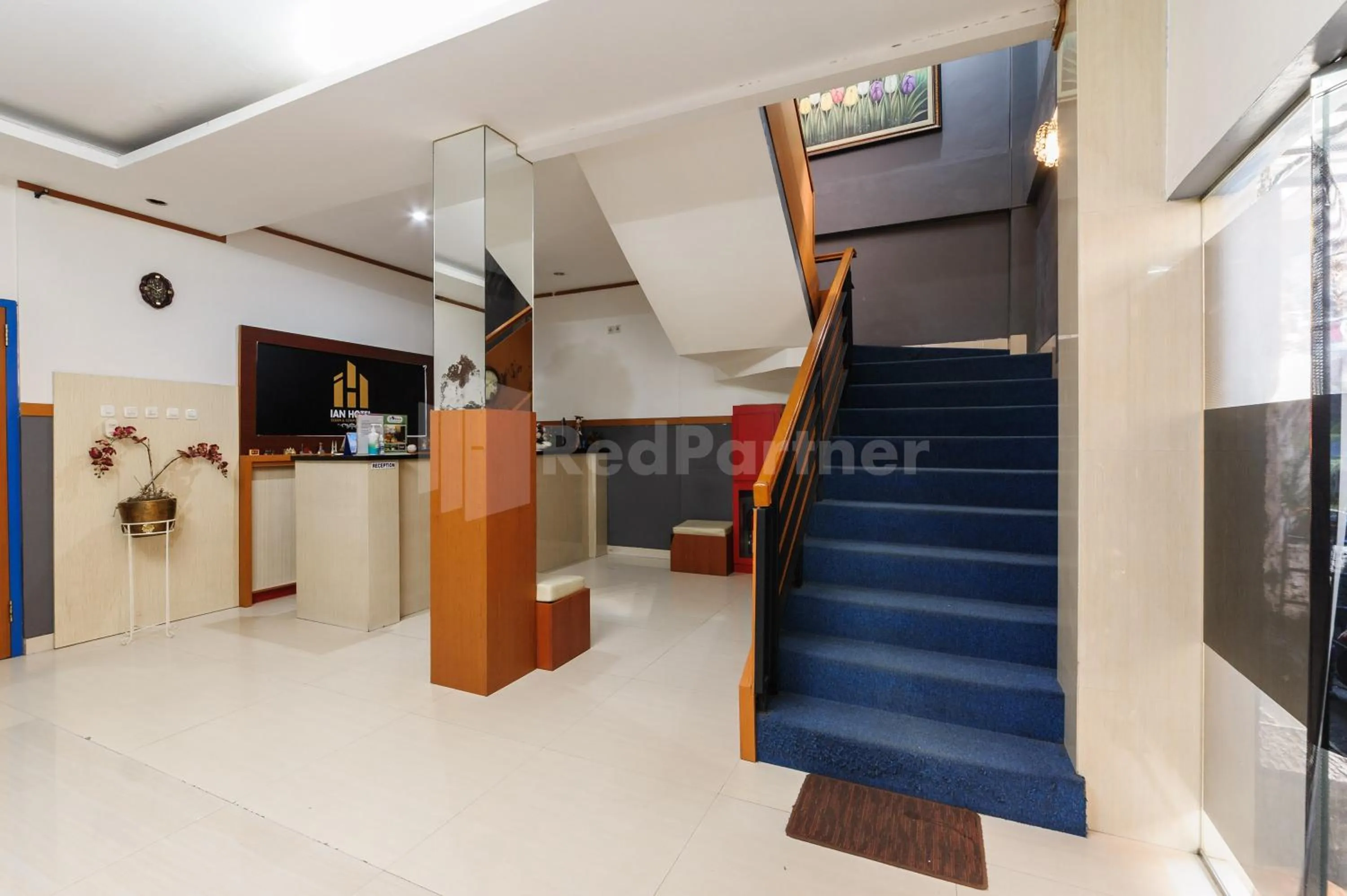 Other in Ian Hotel Jaksa Mitra RedDoorz