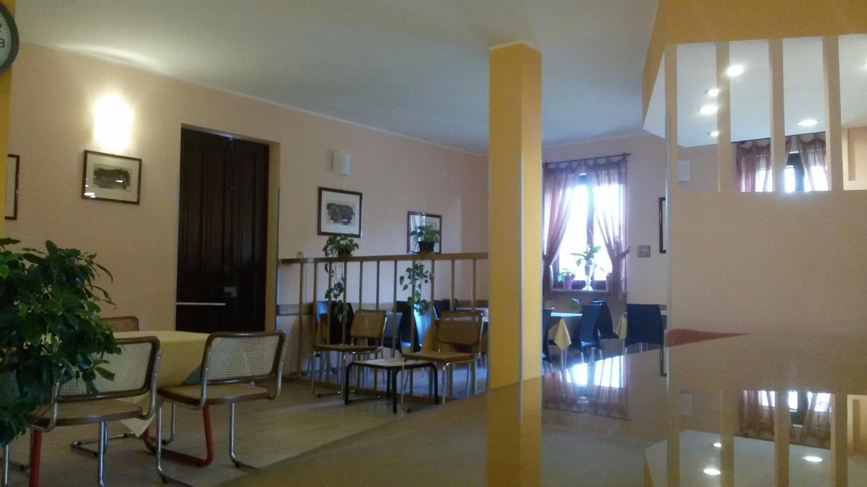 CerrutiHotel