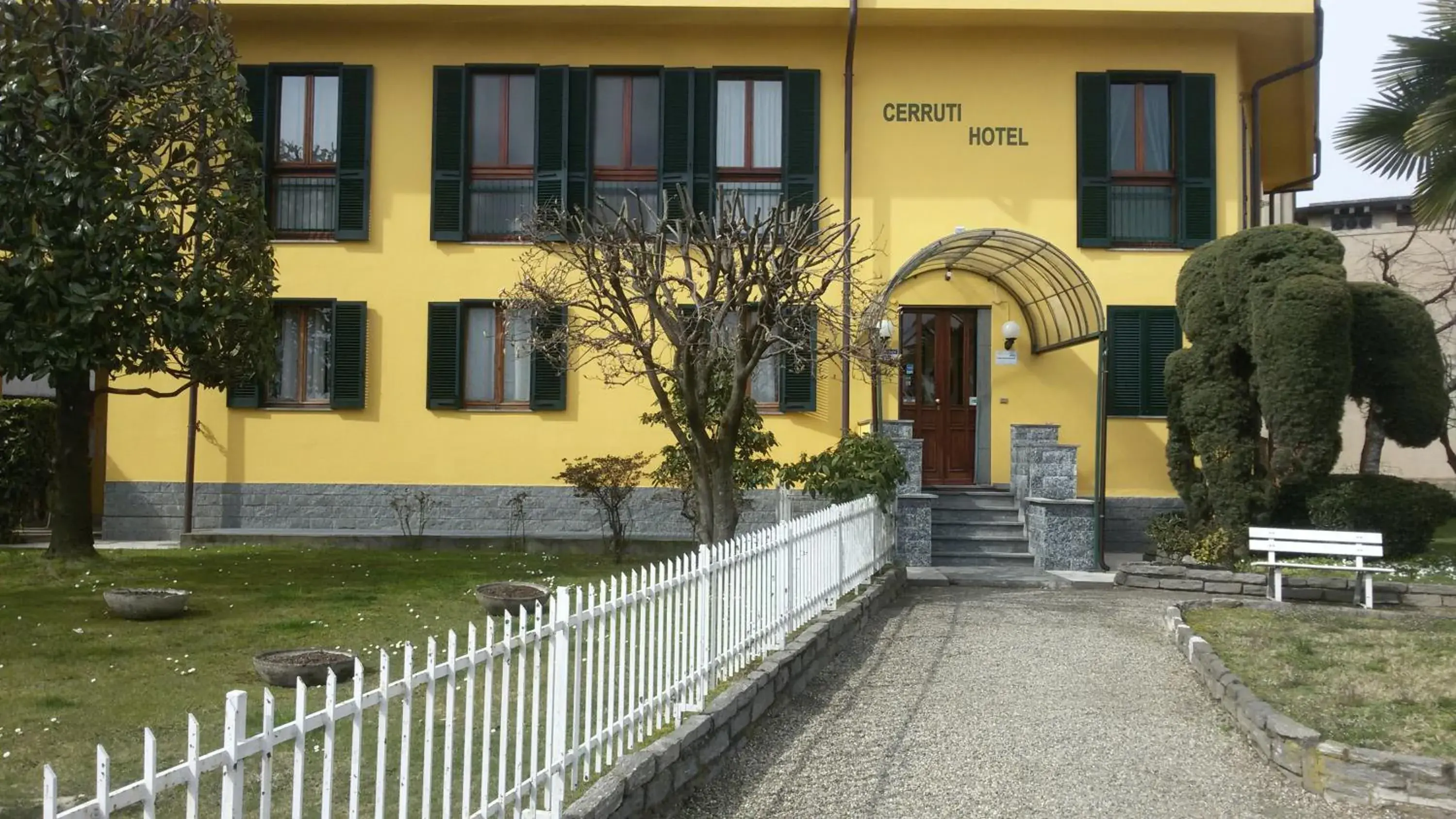 CerrutiHotel CerrutiHotel