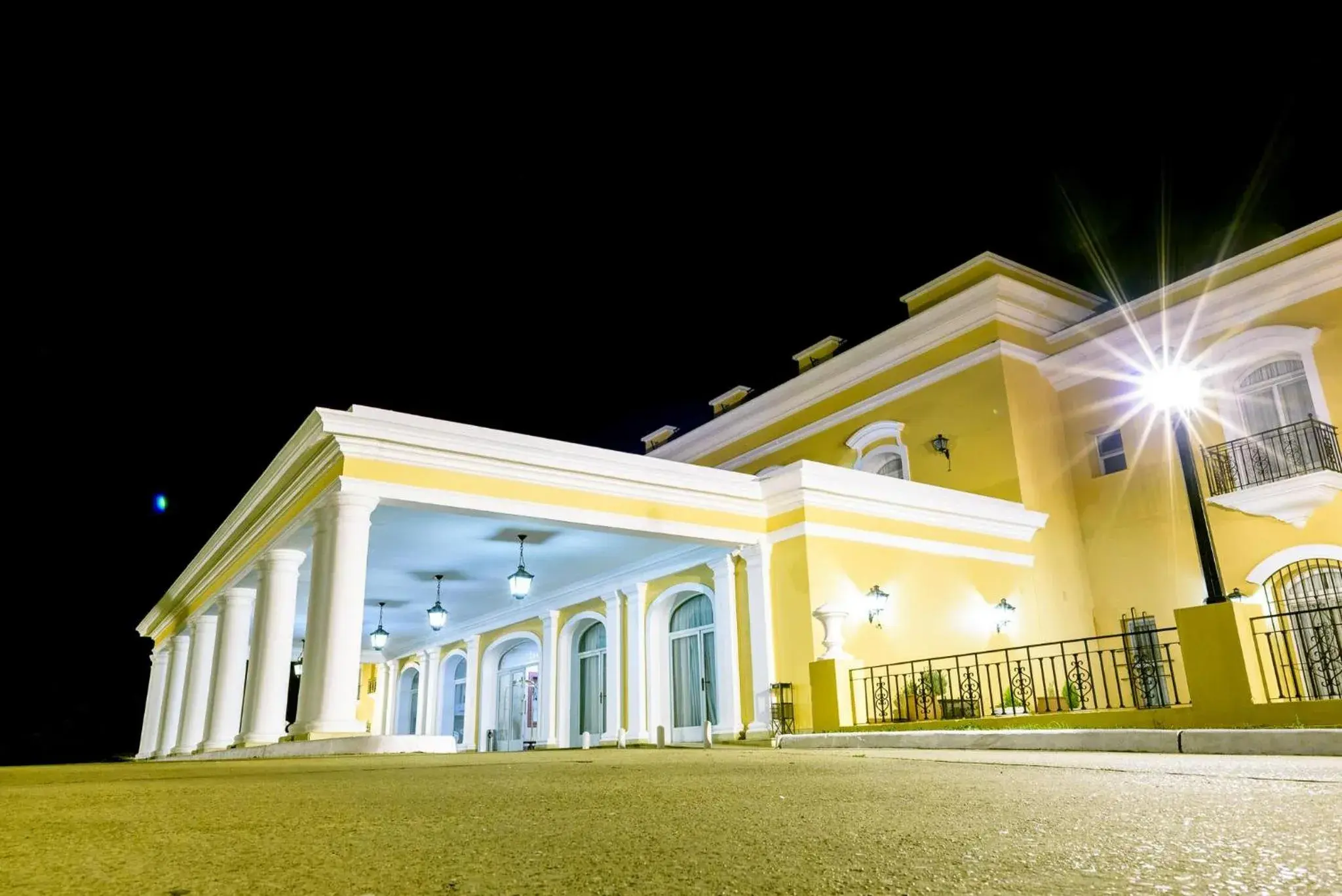 Property building in Hotel Colonial San Nicolás Property building in Hotel Colonial San Nicolás