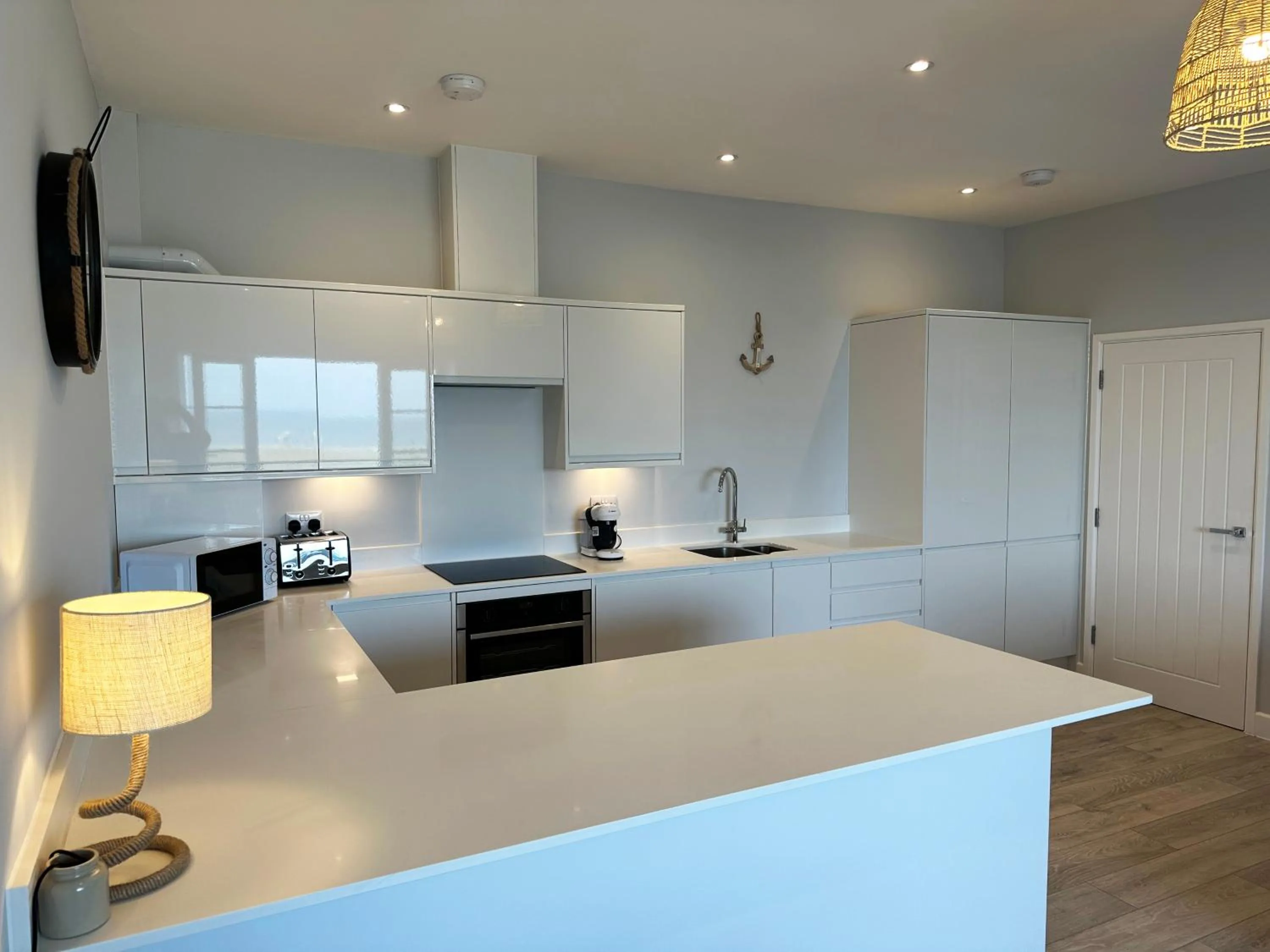 Kitchen or kitchenette in Ocean View Suite - Near Hythe - On Beach Seafront - Private Parking