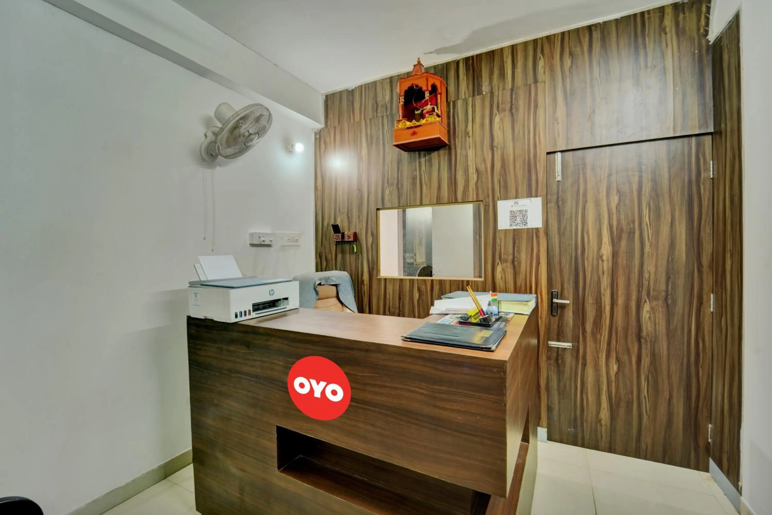 Lobby or reception in OYO Flagship Hotel Celebrate Inn