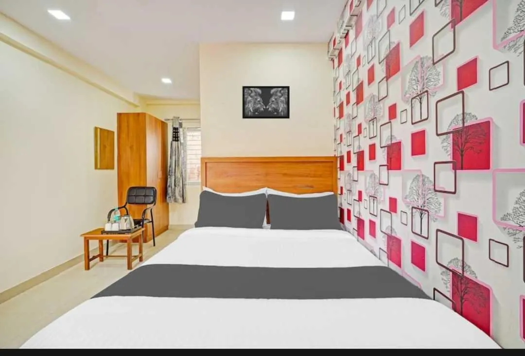 Bedroom, Bed in Hotel O Aafa Garden Restaurant and Lodge