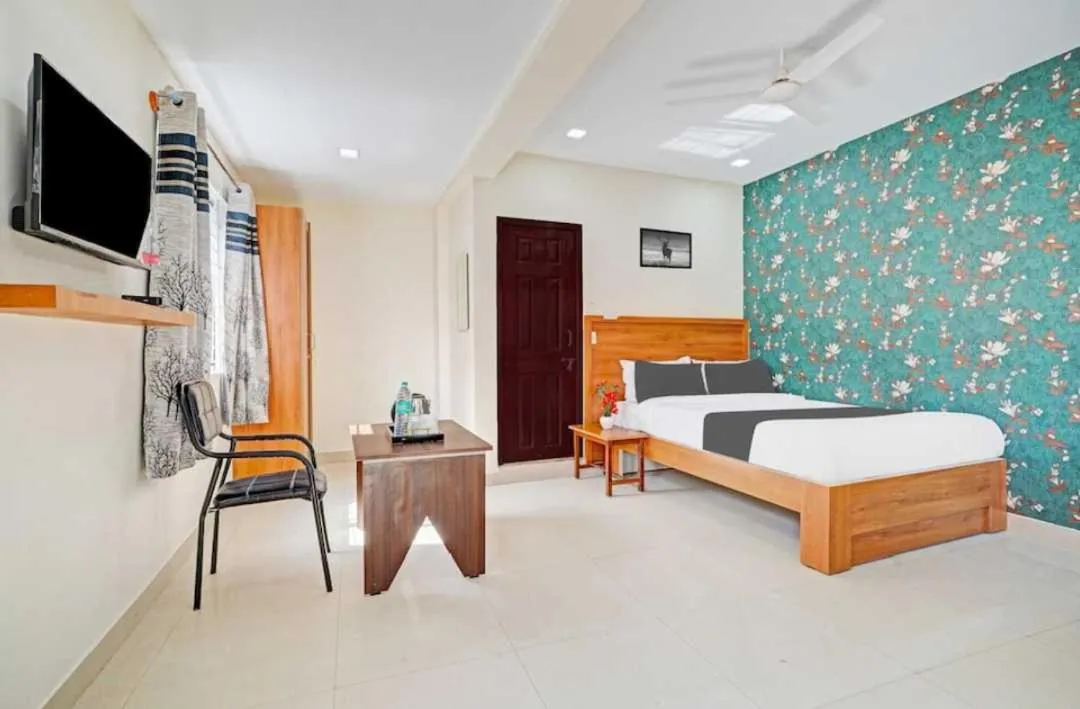 Bedroom, Bed in Hotel O Aafa Garden Restaurant and Lodge