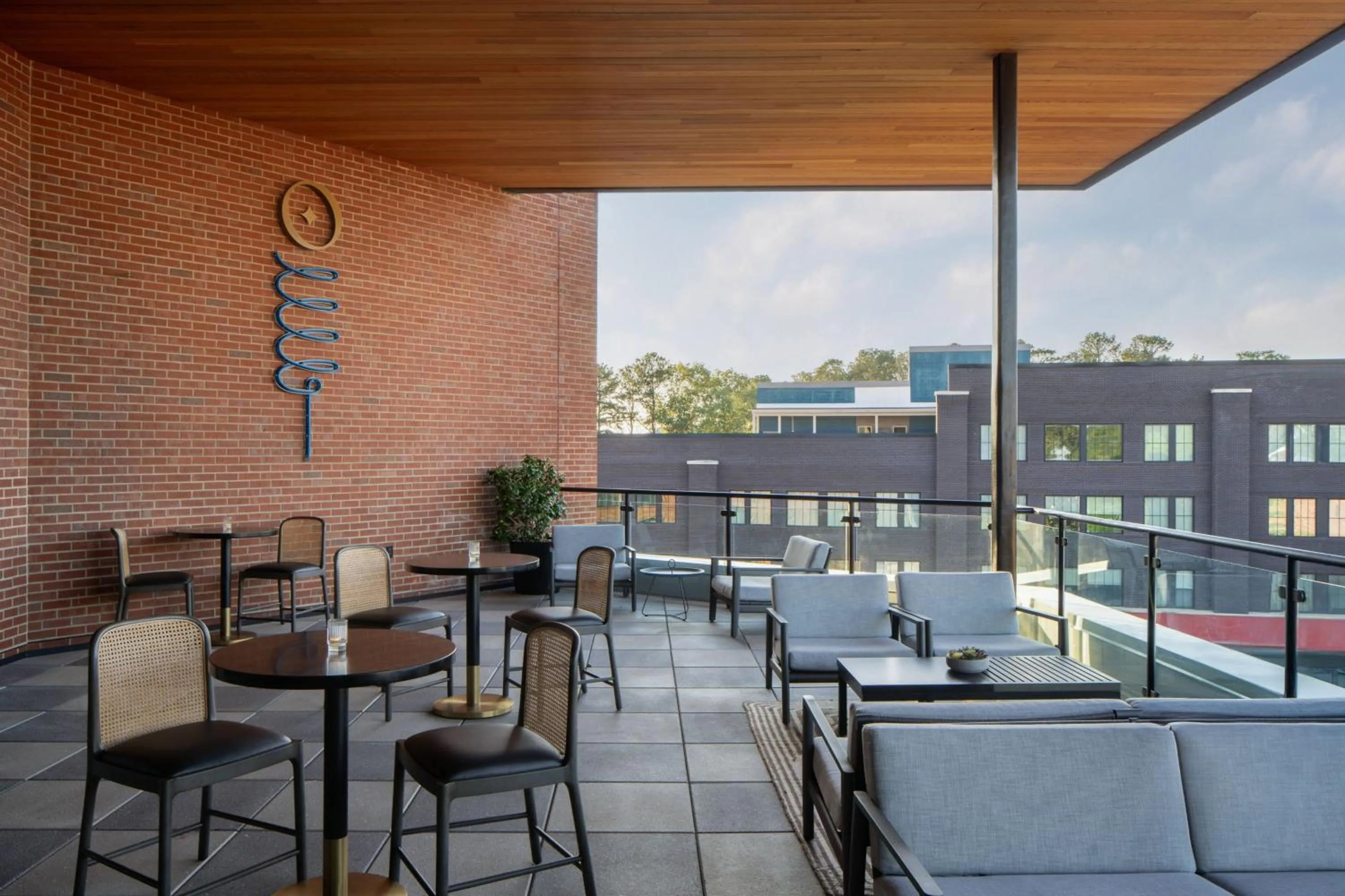 Lounge or bar in Trilith Guesthouse, Fayetteville, GA, a Tribute Portfolio Hotel