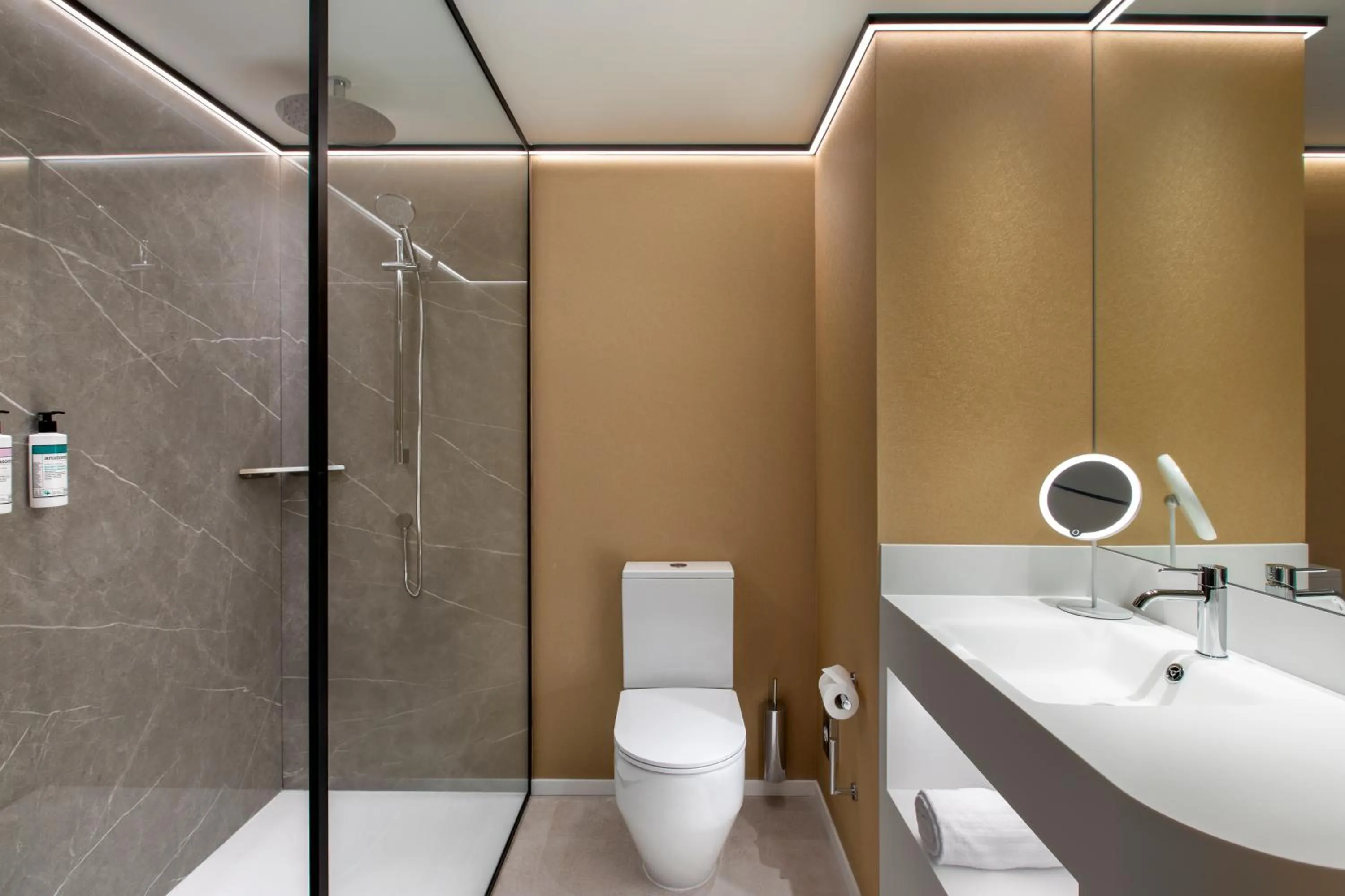 Bathroom in Labtwentytwo Barcelona, a Tribute Portfolio Hotel by Marriott