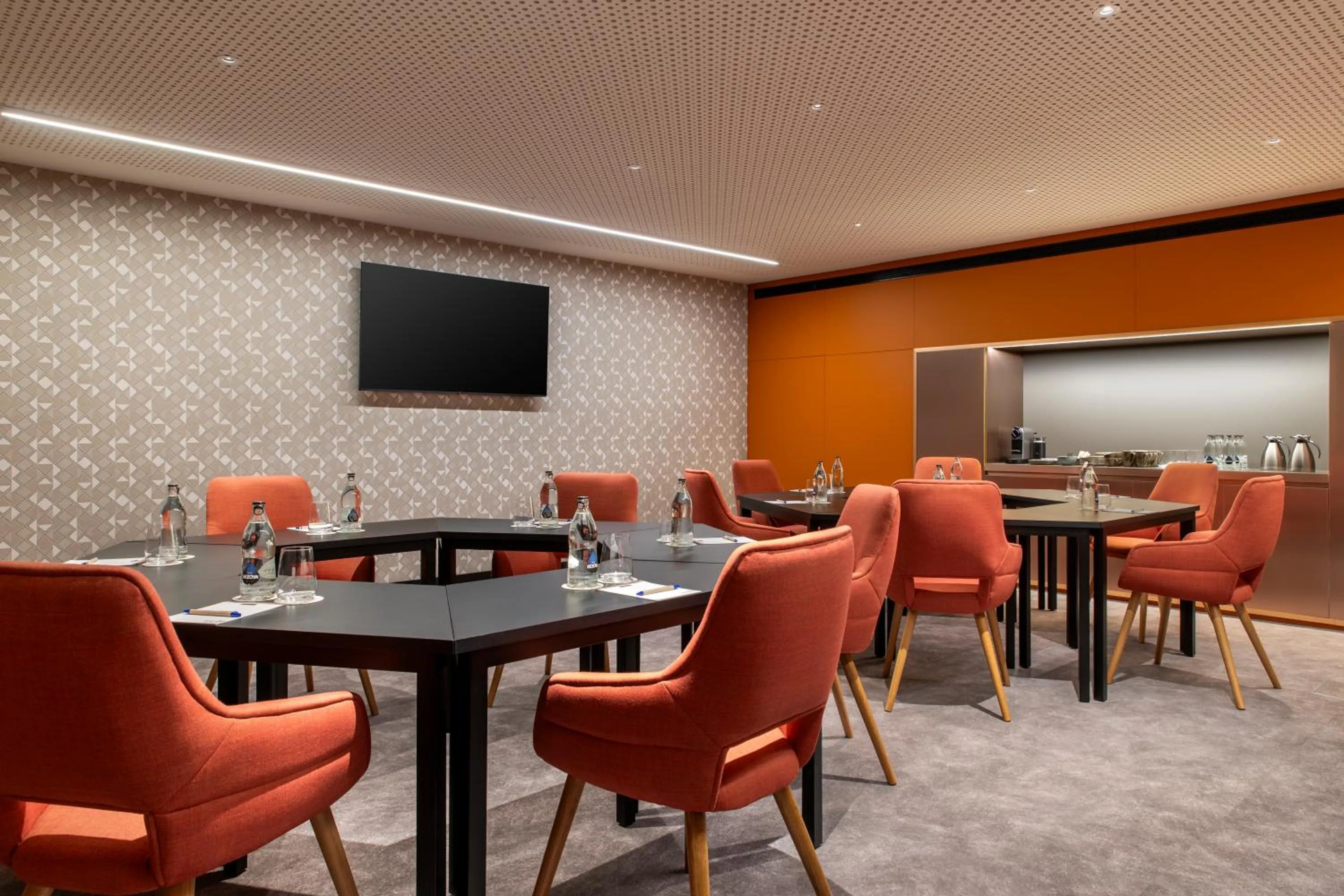Meeting/conference room in Labtwentytwo Barcelona, a Tribute Portfolio Hotel by Marriott