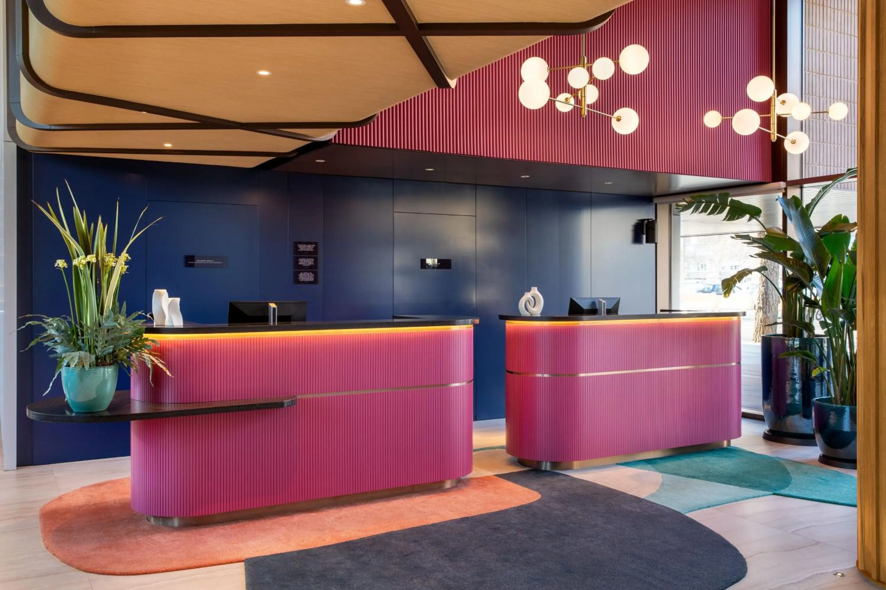 Lobby or reception in Labtwentytwo Barcelona, a Tribute Portfolio Hotel by Marriott