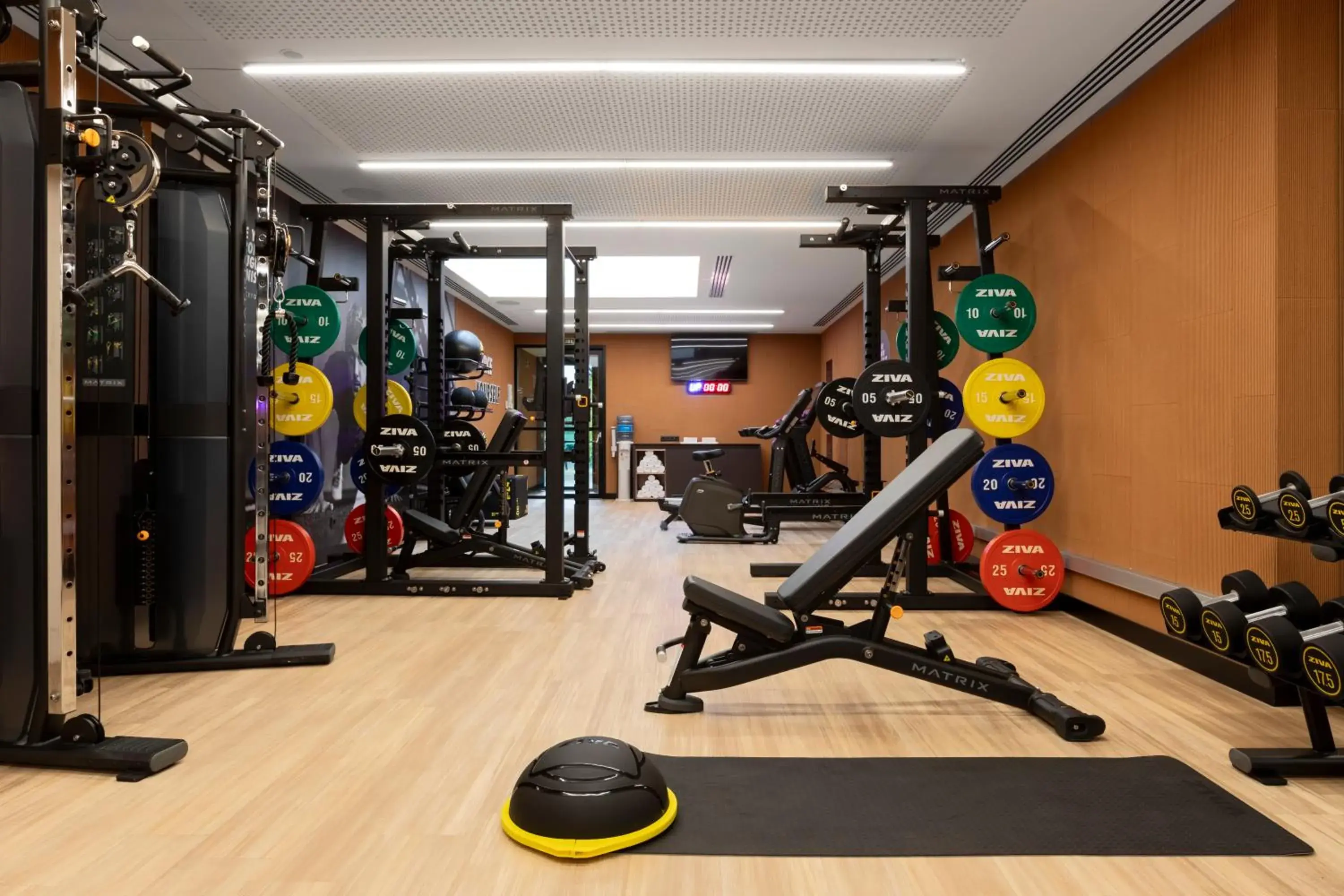 Fitness centre/facilities in Labtwentytwo Barcelona, a Tribute Portfolio Hotel by Marriott Fitness centre/facilities in Labtwentytwo Barcelona, a Tribute Portfolio Hotel by Marriott