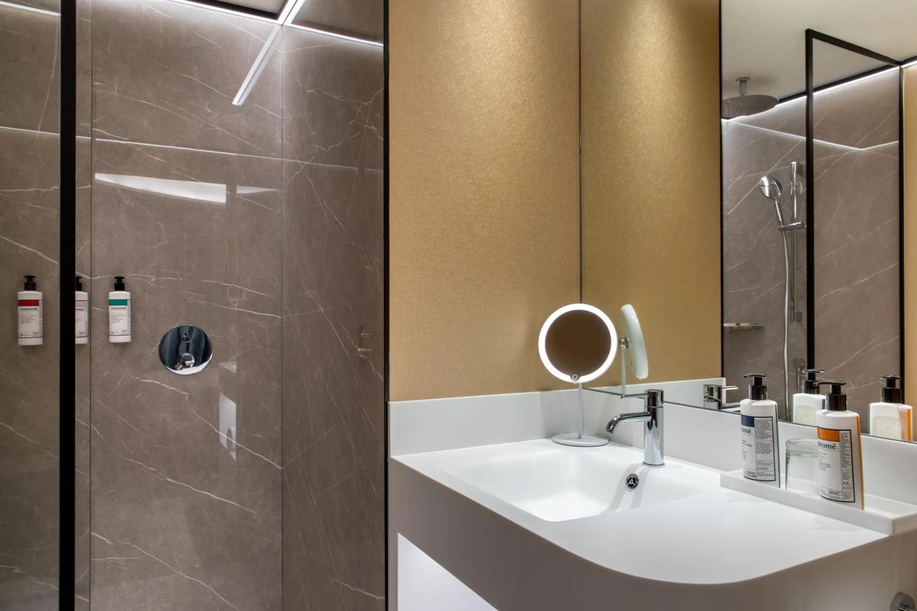 Bathroom in Labtwentytwo Barcelona, a Tribute Portfolio Hotel by Marriott