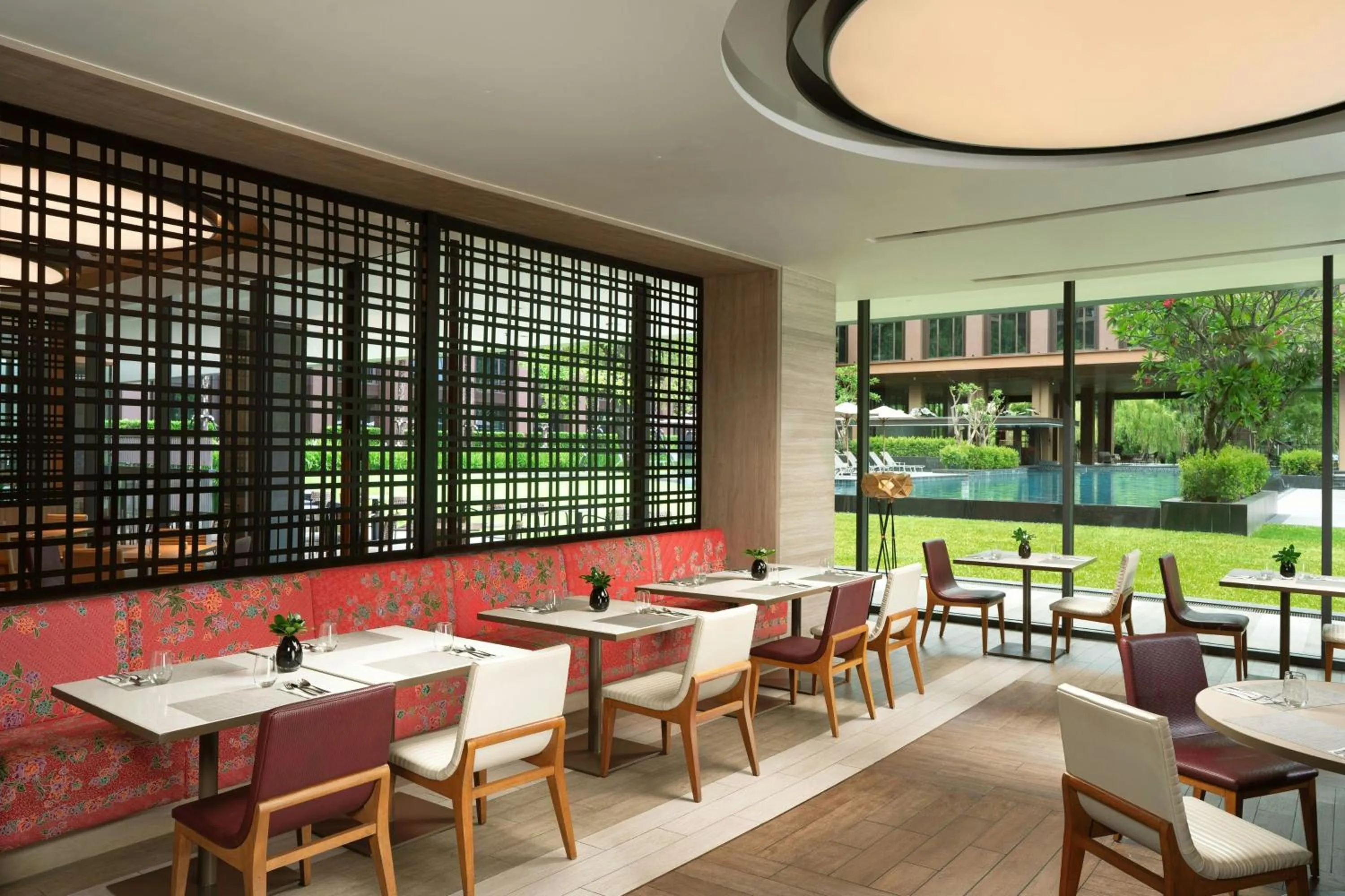 Restaurant/places to eat in Courtyard by Marriott Bangkok Suvarnabhumi Airport