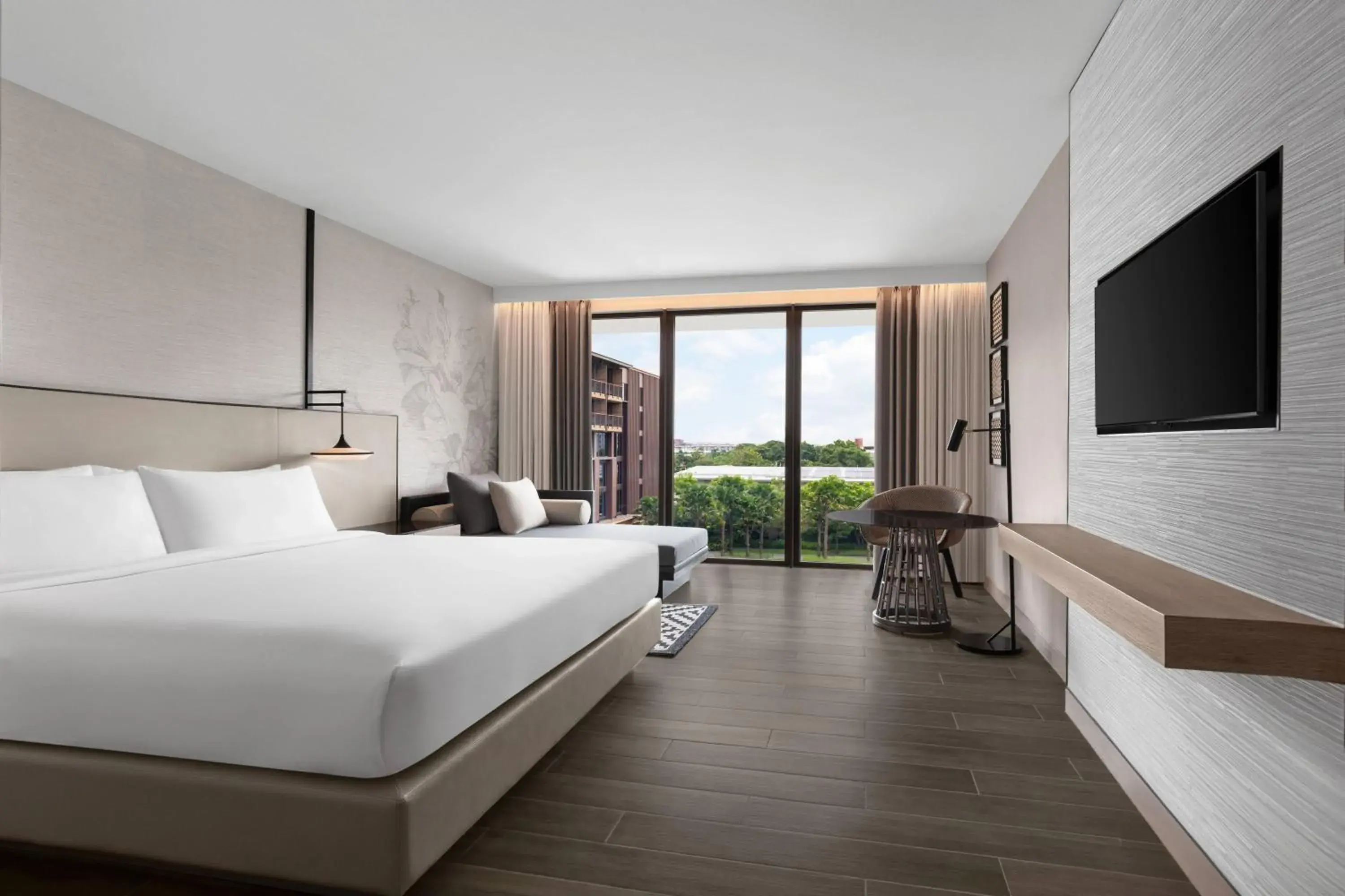 Deluxe King Room in Courtyard by Marriott Bangkok Suvarnabhumi Airport Deluxe King Room in Courtyard by Marriott Bangkok Suvarnabhumi Airport