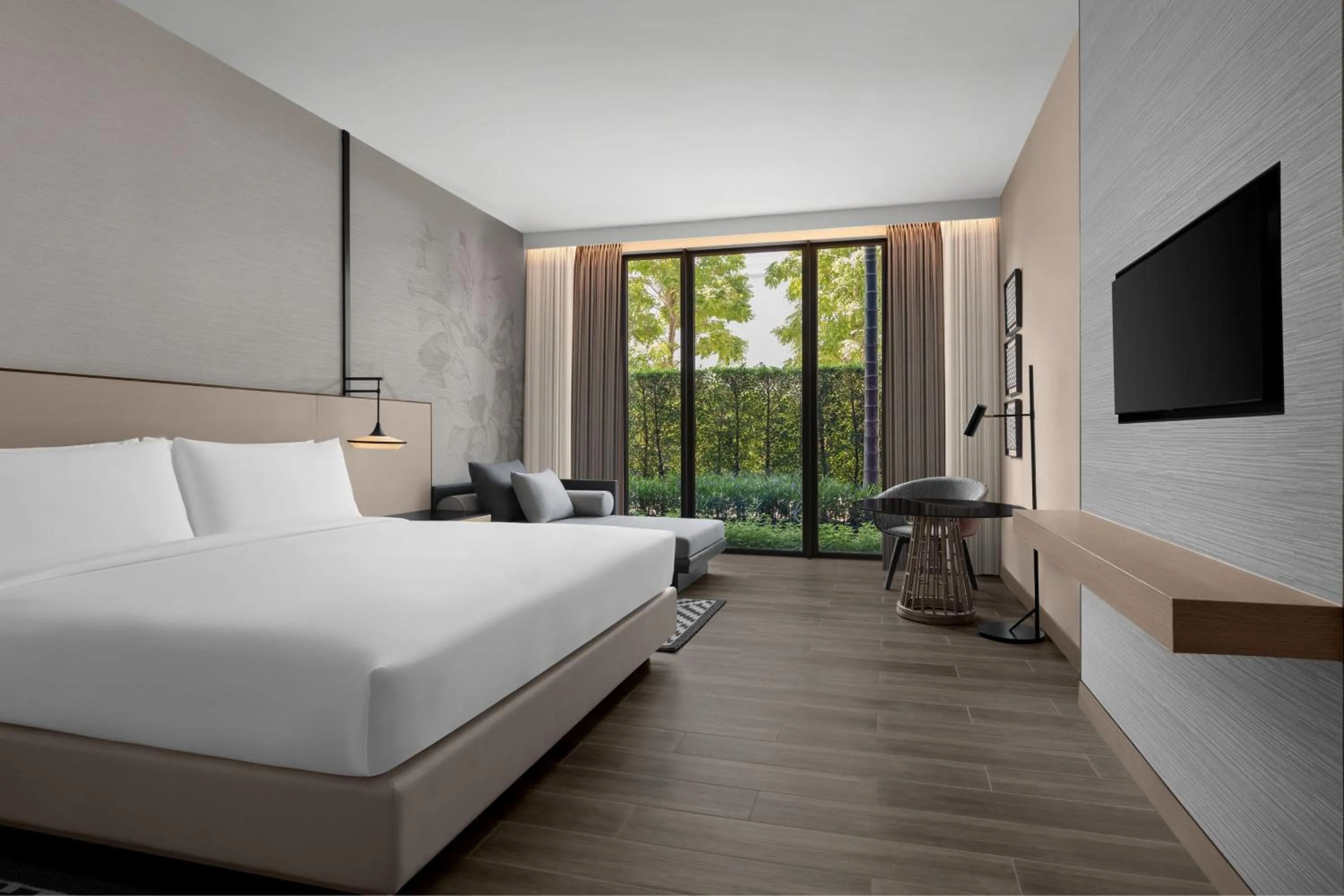 Photo of the whole room, Bed in Courtyard by Marriott Bangkok Suvarnabhumi Airport