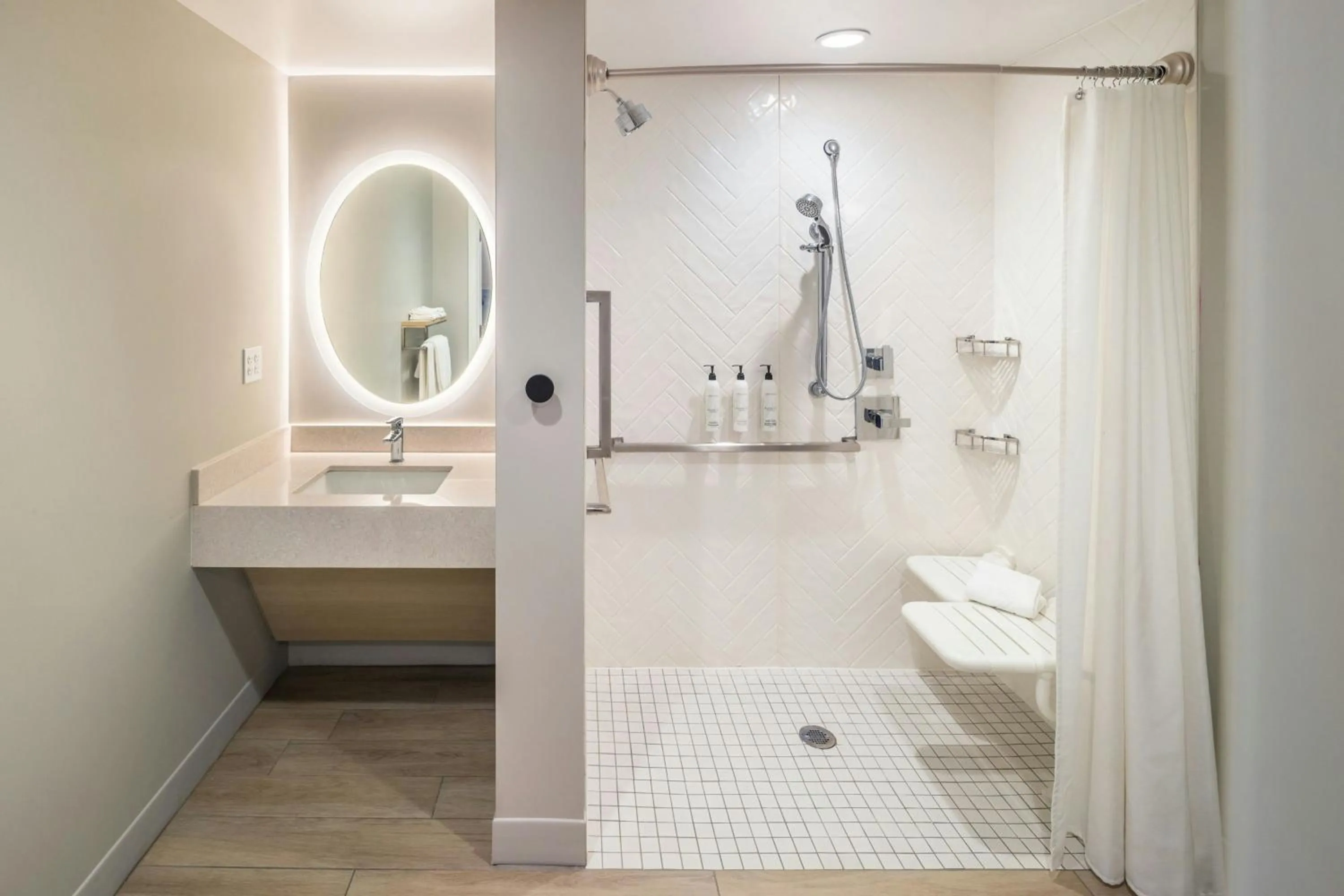 Bathroom in TownePlace Suites by Marriott Canfield