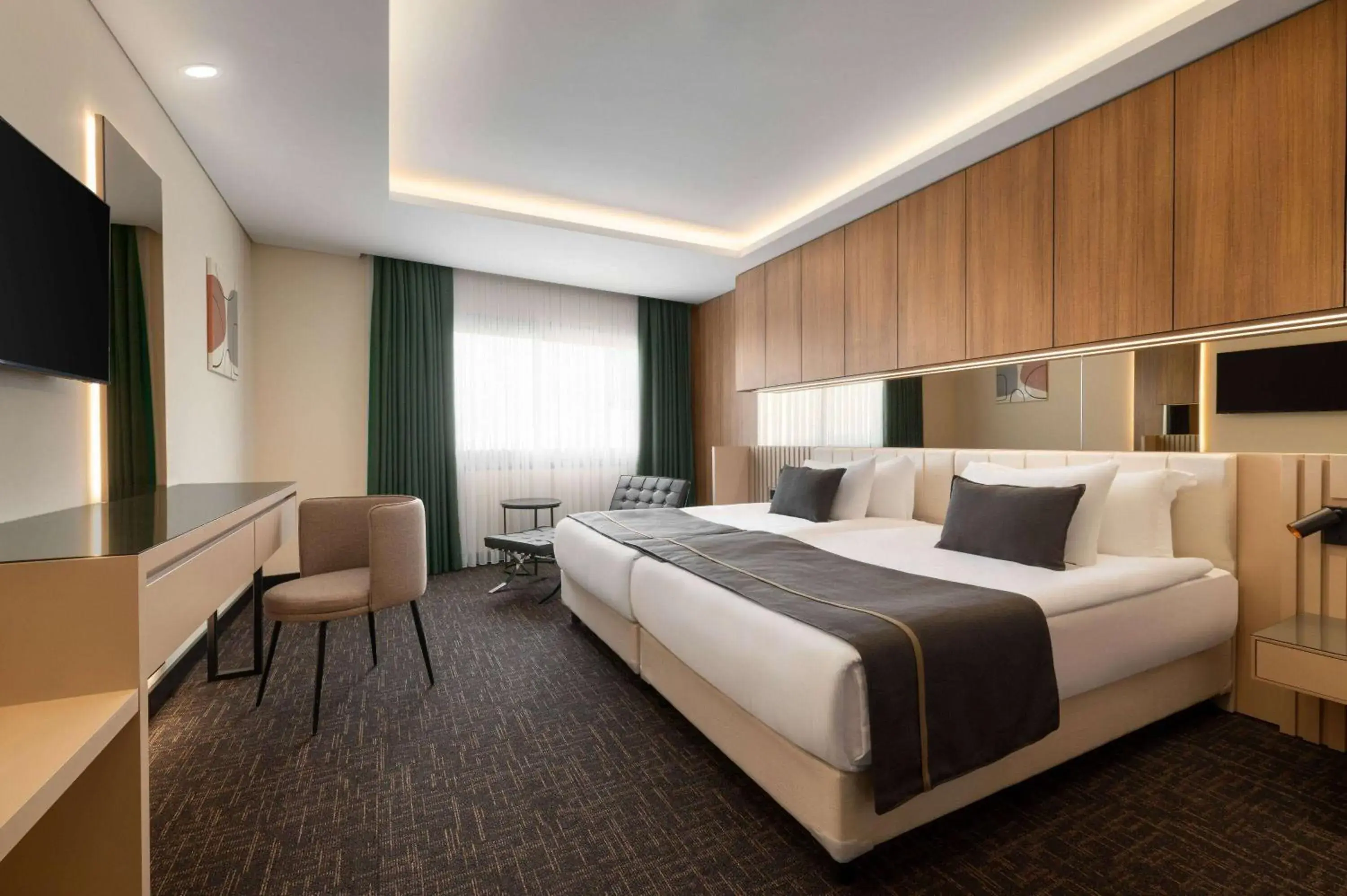 Photo of the whole room, Bed in FT Lotus Thermal Hotel&SPA Trademark Collection by Wyndham Photo of the whole room, Bed in FT Lotus Thermal Hotel&SPA Trademark Collection by Wyndham