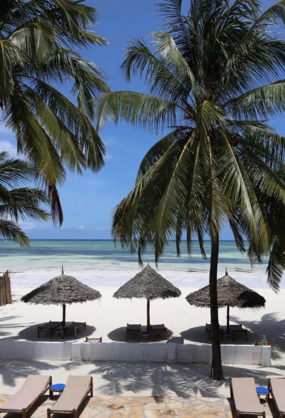 BIANCO AZZURRO Hotel & Restaurant