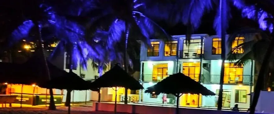 BIANCO AZZURRO Hotel & Restaurant