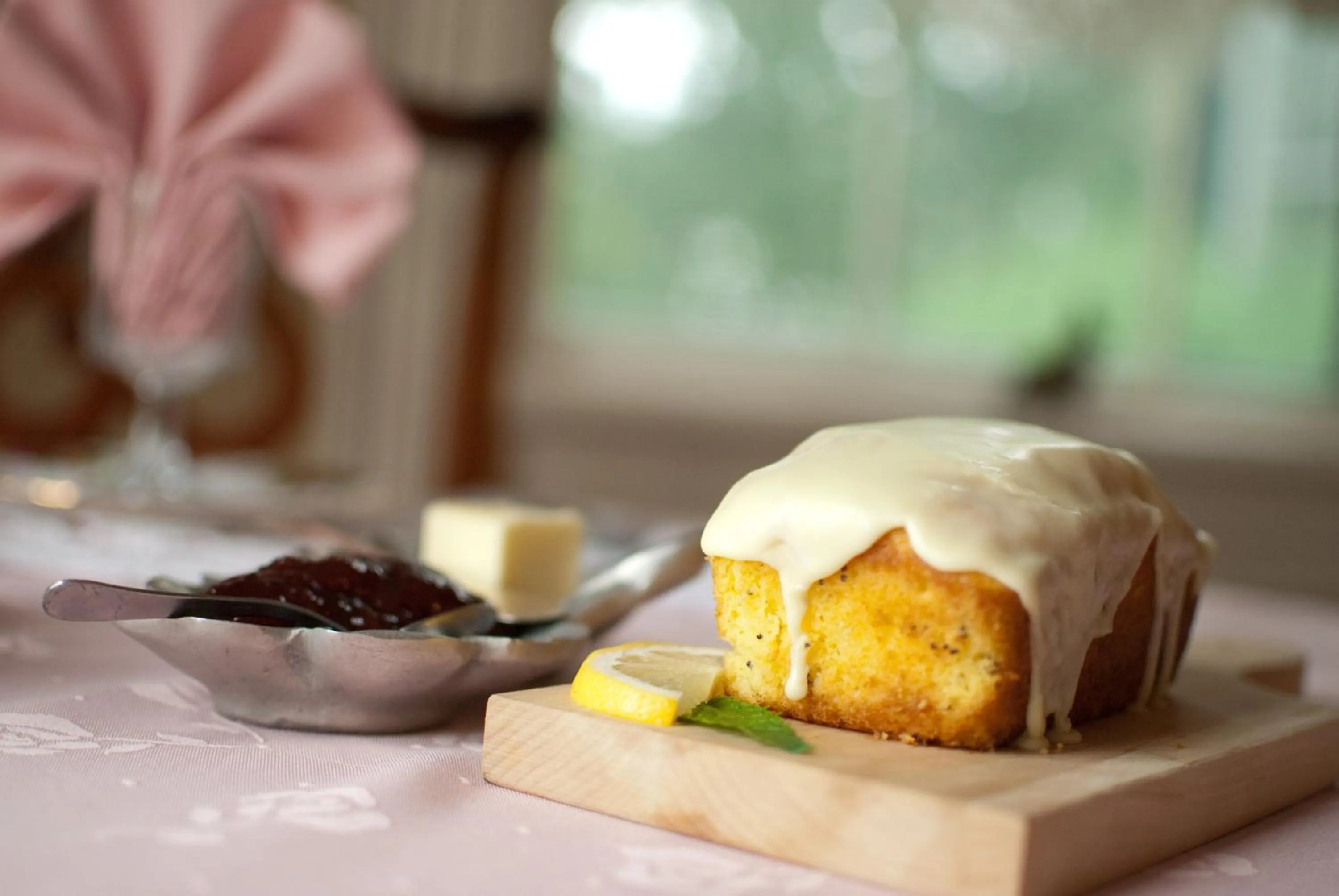 Breakfast in Strong House Inn