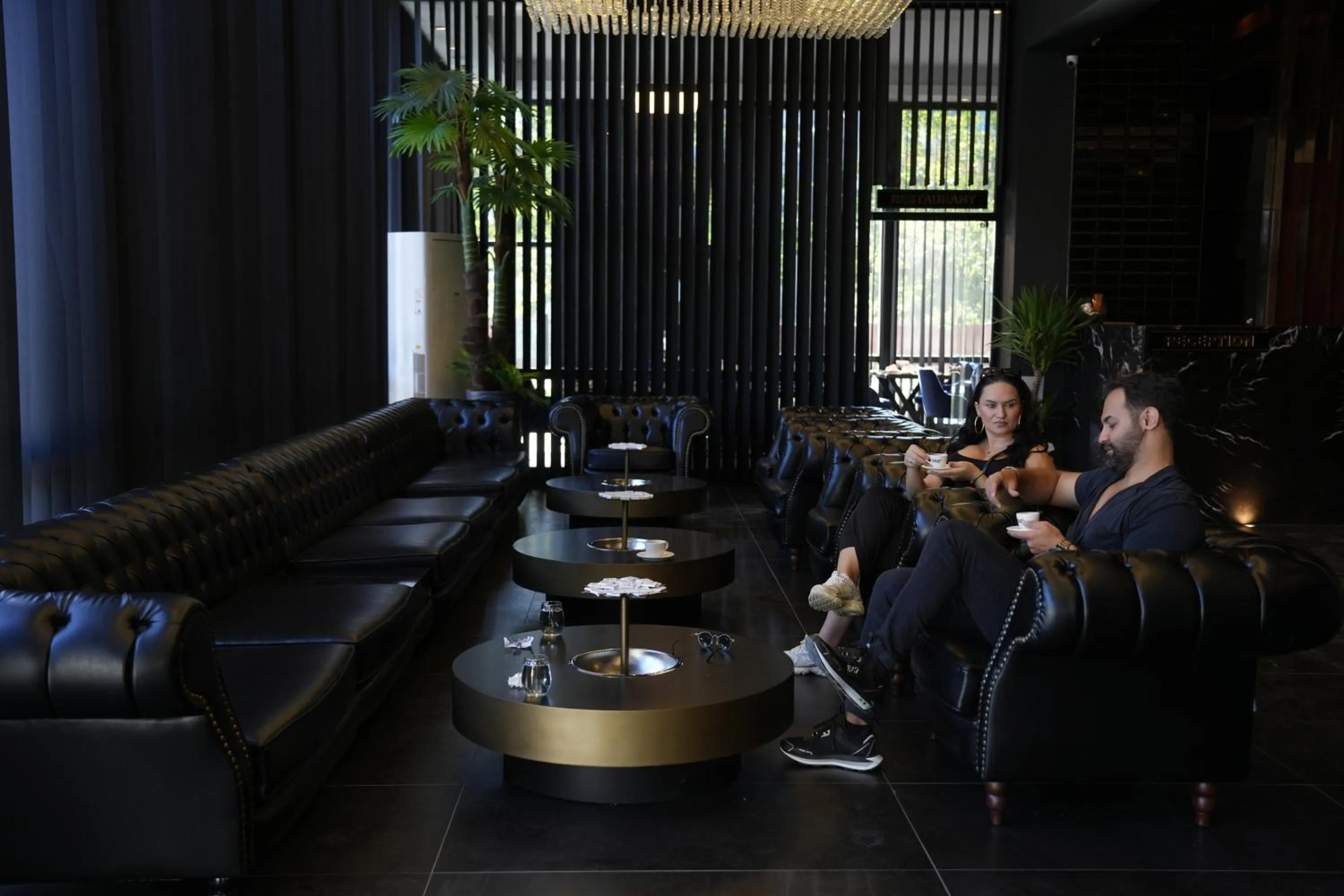 Living room in Marlen Hotel Bayraklı