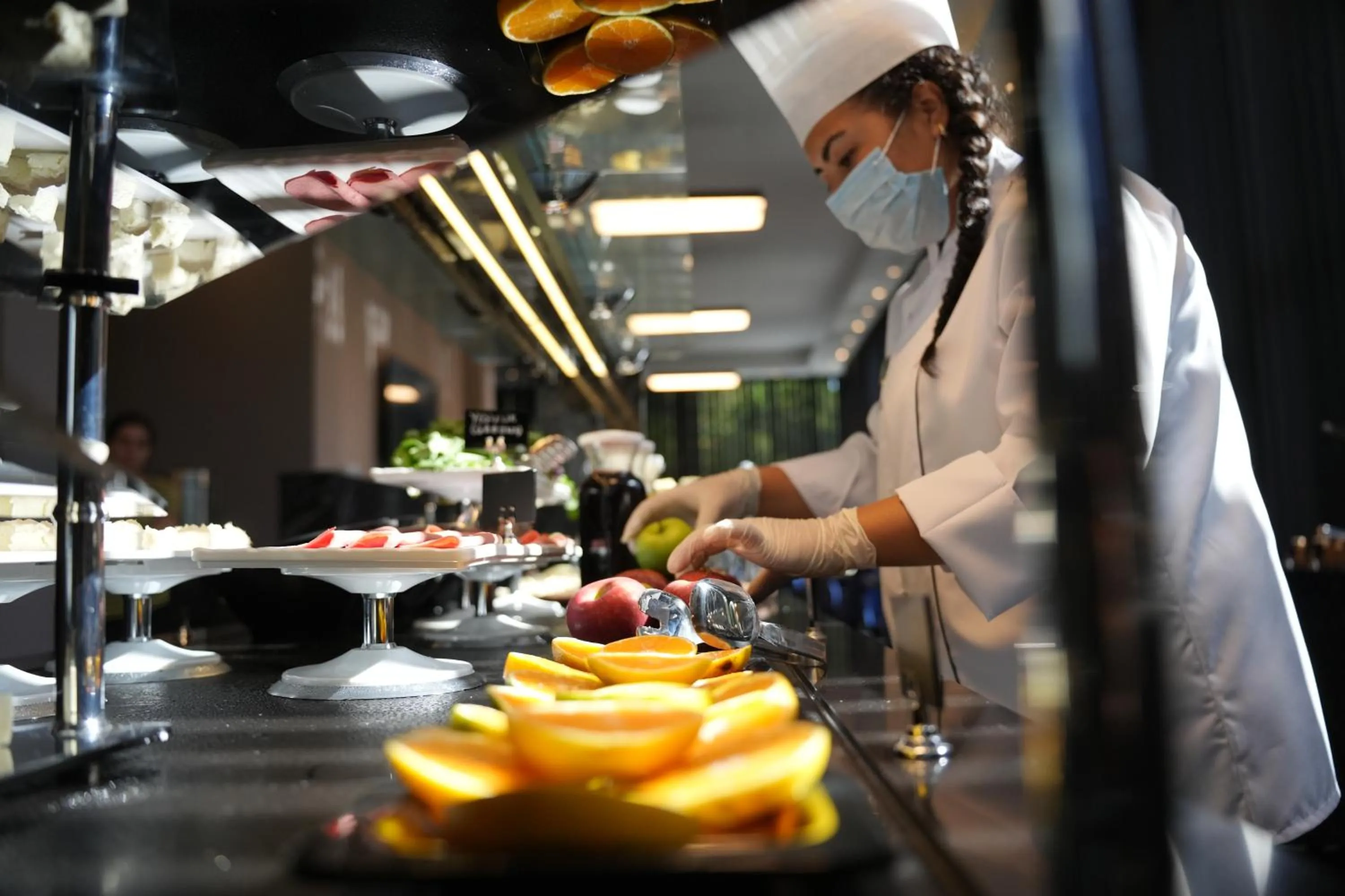 Buffet breakfast in Marlen Hotel Bayraklı